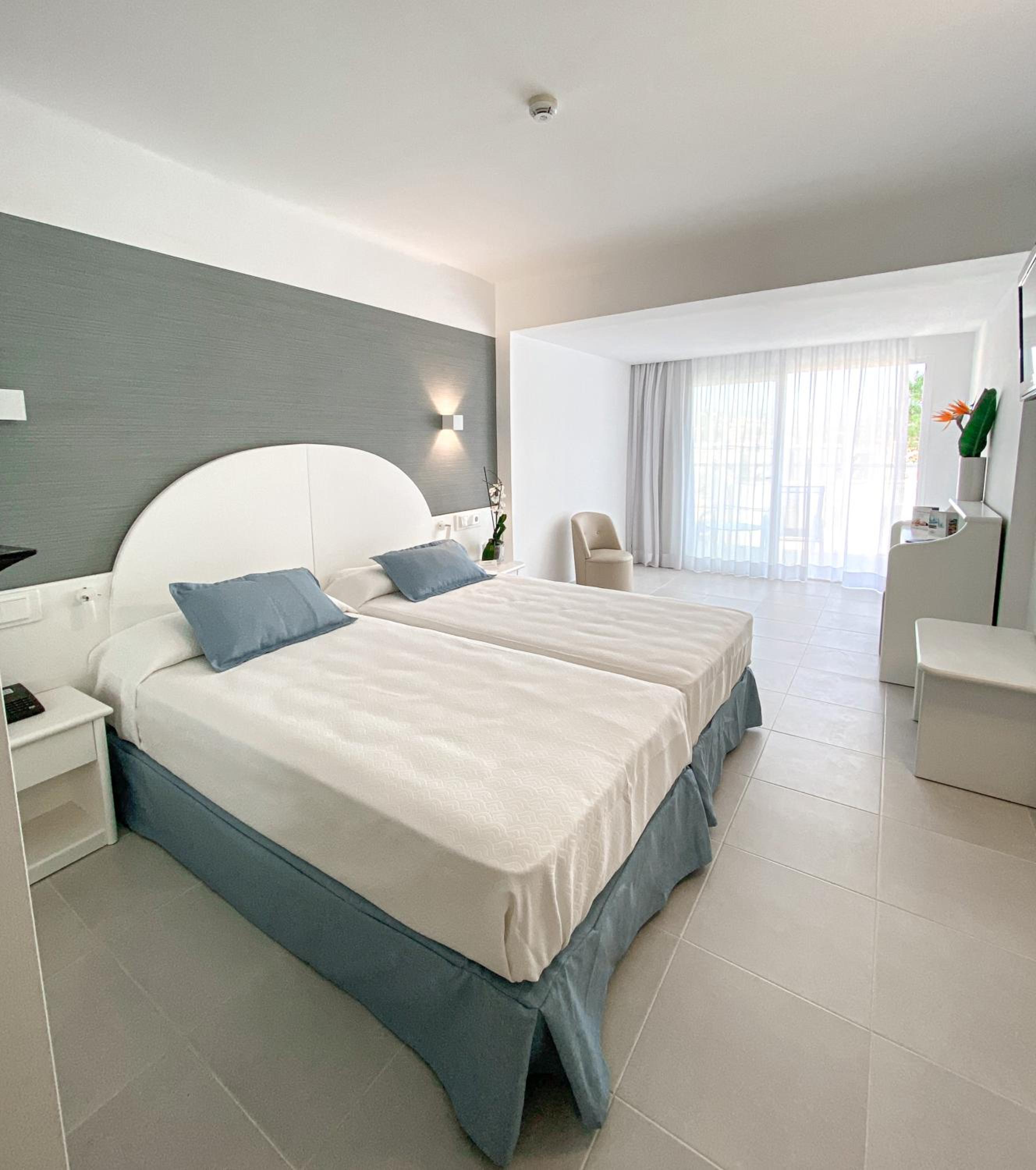 Superior Comfort Room - Photo 4
