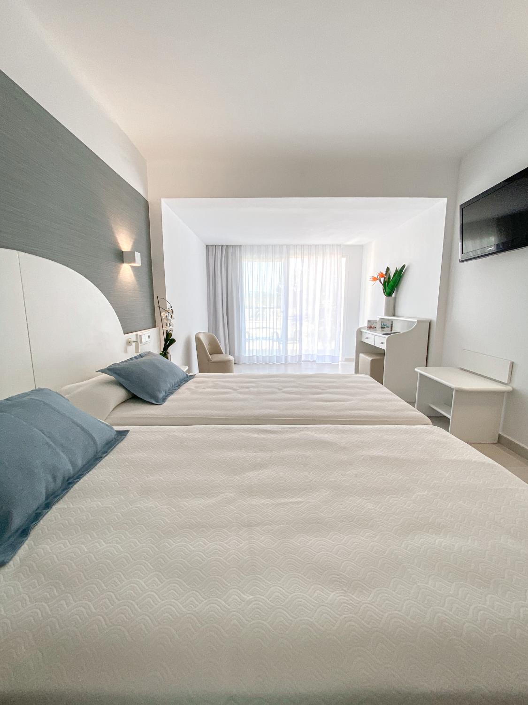 Superior Comfort Room - Photo 1