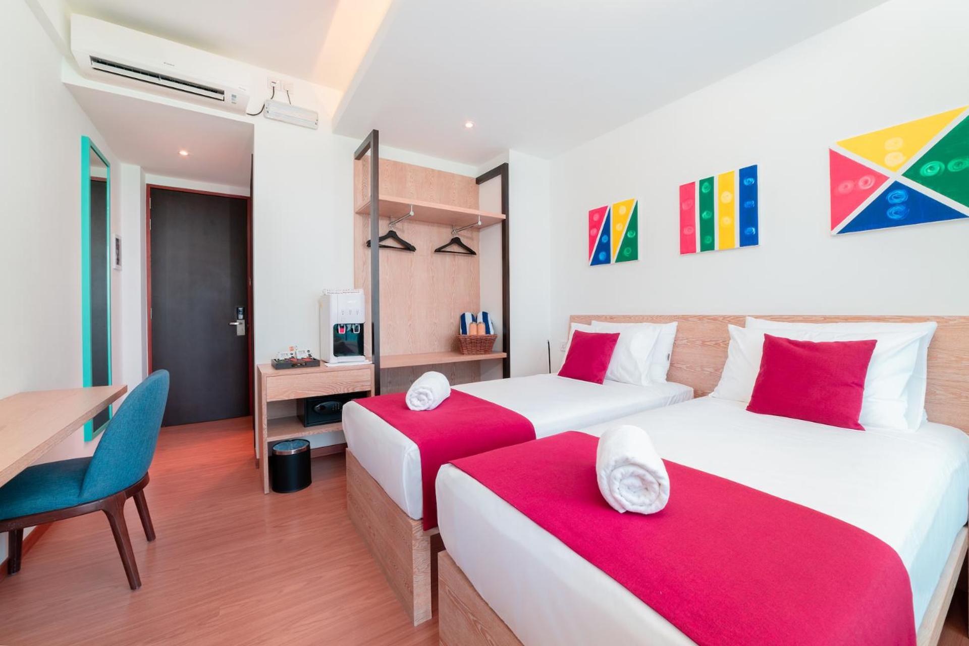 Deluxe Double Room with Balcony photo 2