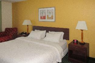 King Room - Non-Smoking - Photo 2