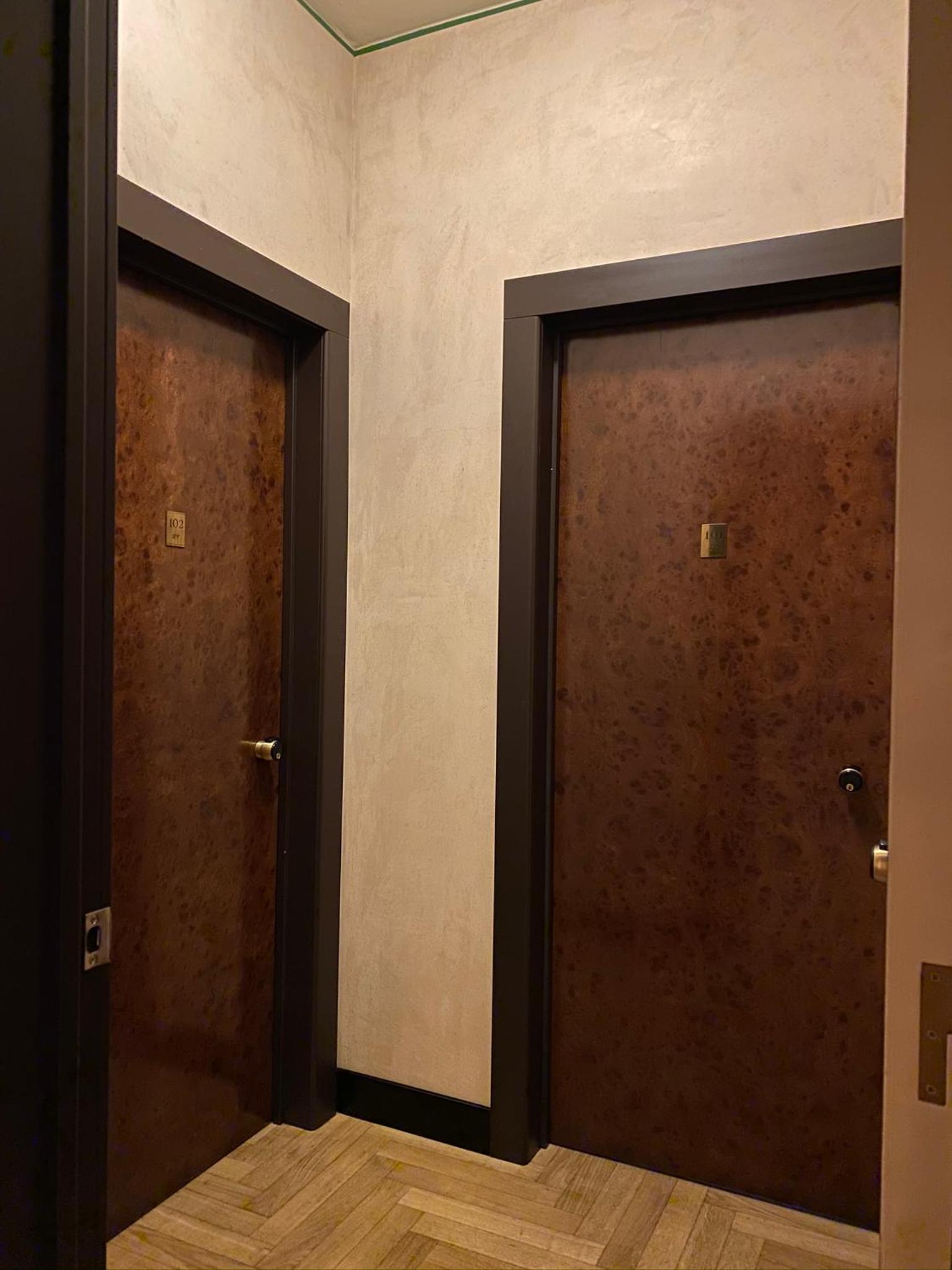 Two Connecting Double Rooms - Photo 9