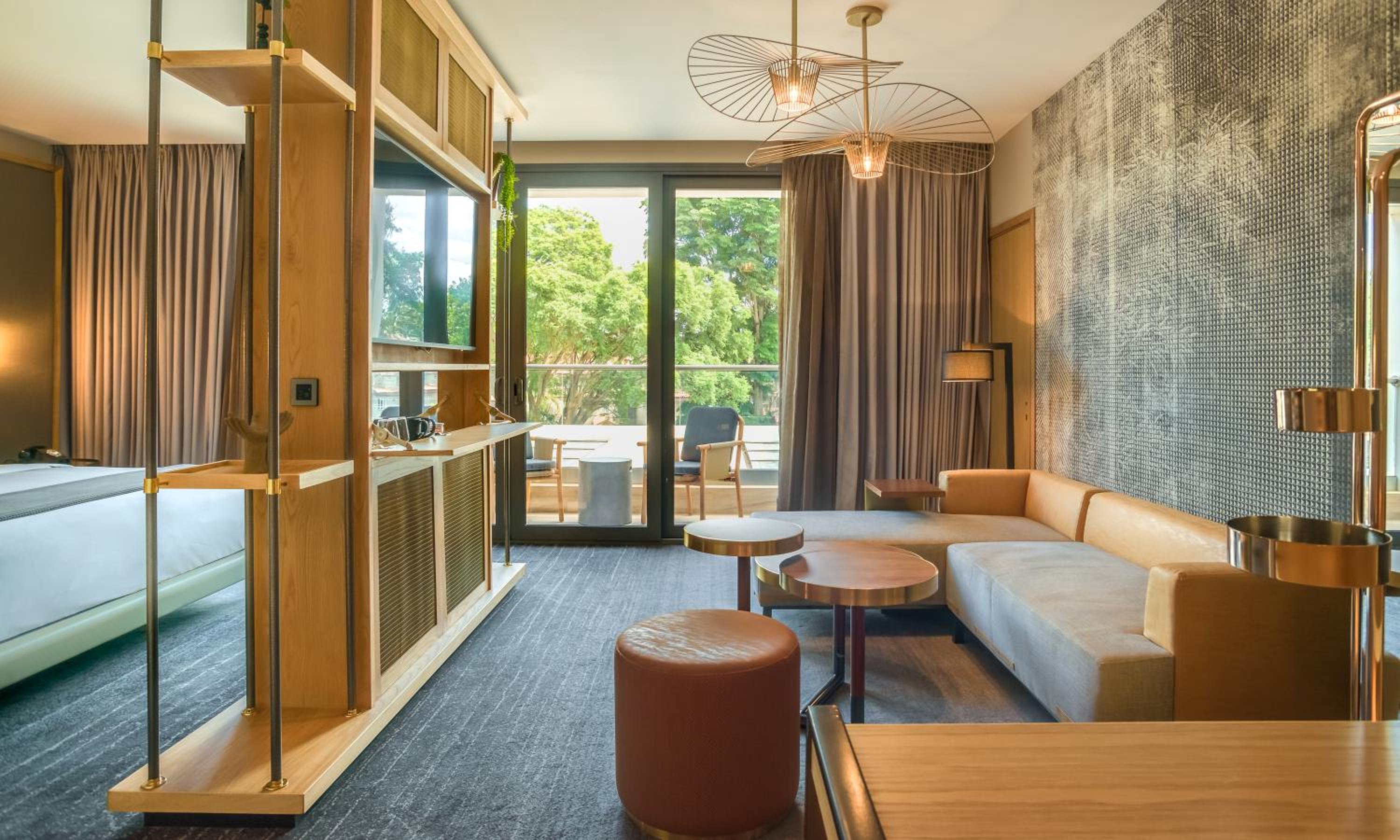 King Room with Balcony - Photo 1
