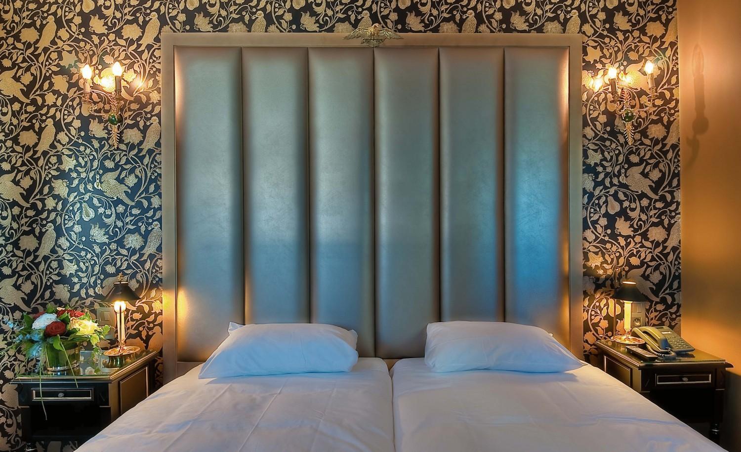 Connecting Double Rooms with view on Invalides photo 1