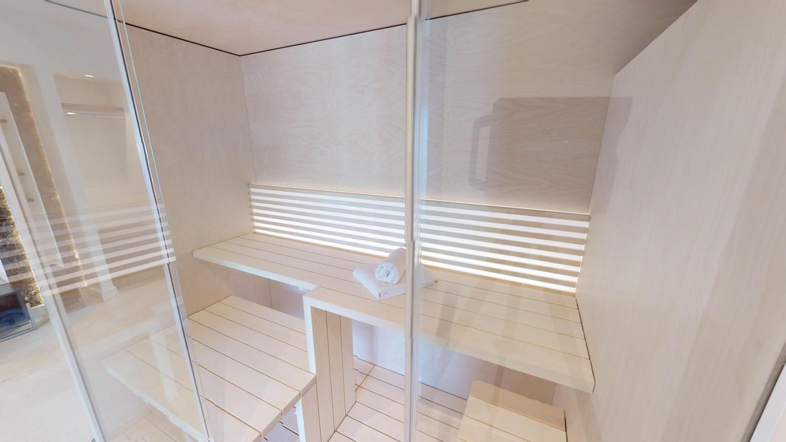 Superior Apartment with Sauna photo 3