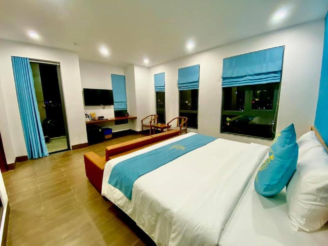 Royal Suite - Photo 11