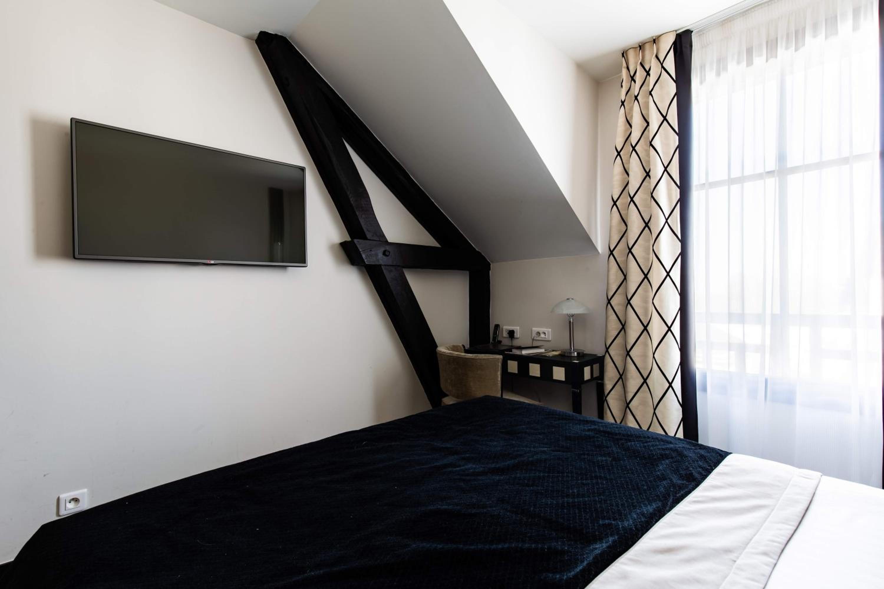 Executive Double Room - Photo 5