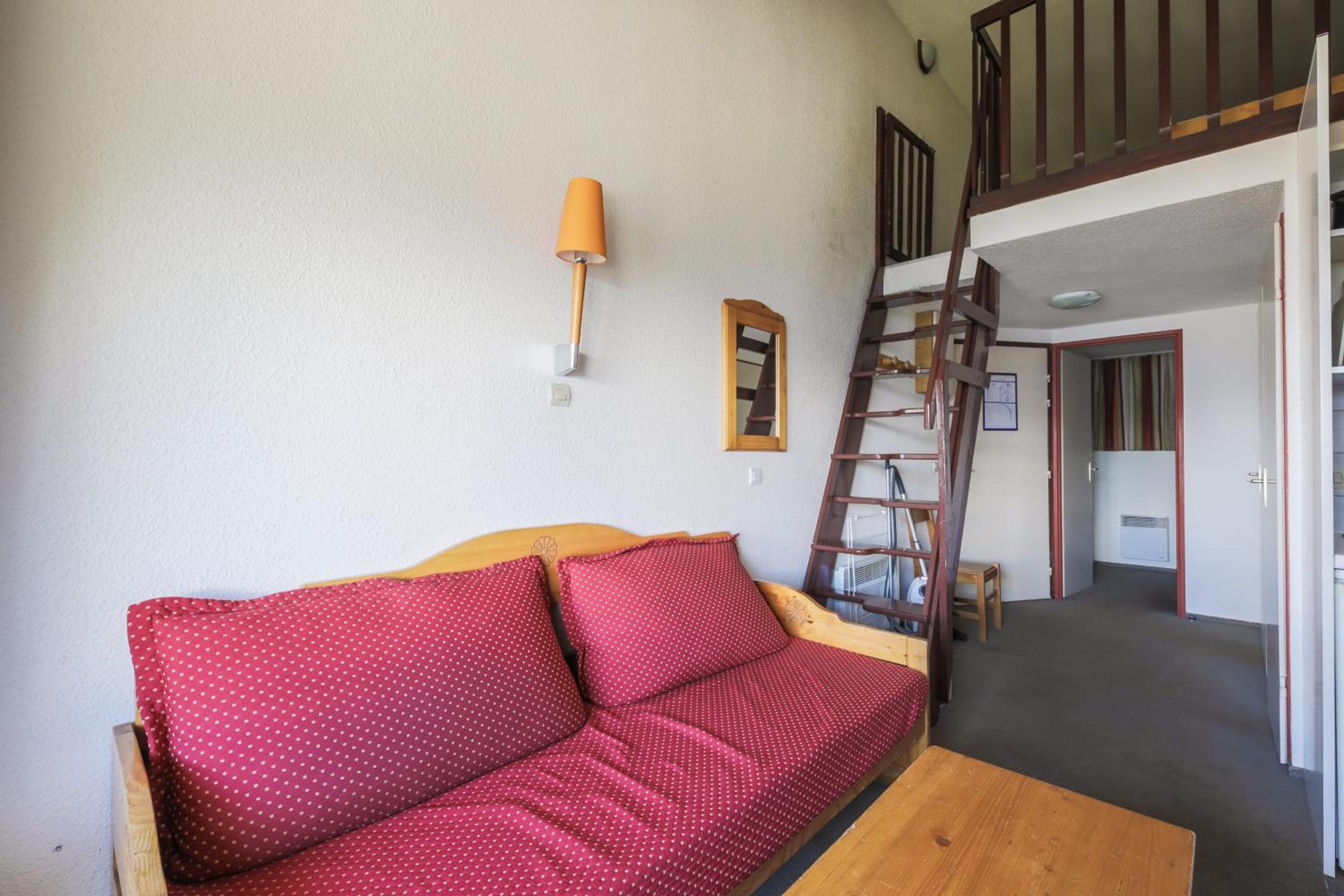 Comfort One-Bedroom Apartment (6 People)