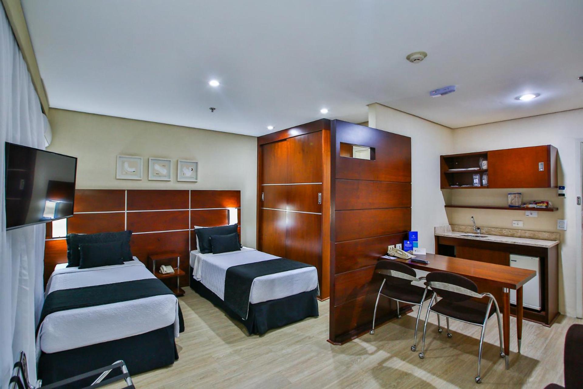 Standard Twin Room - Photo 1