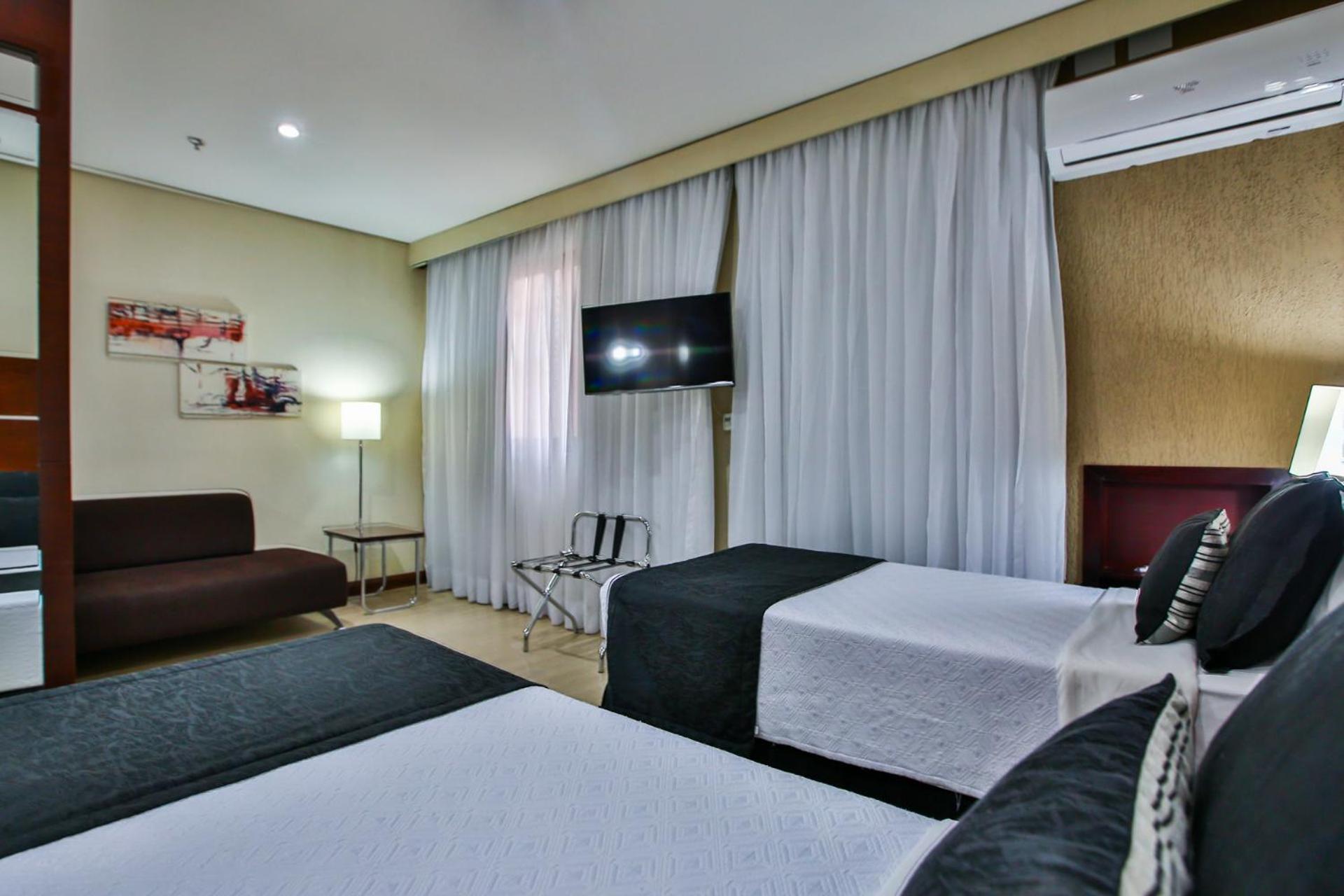 Standard Twin Room - Photo 5