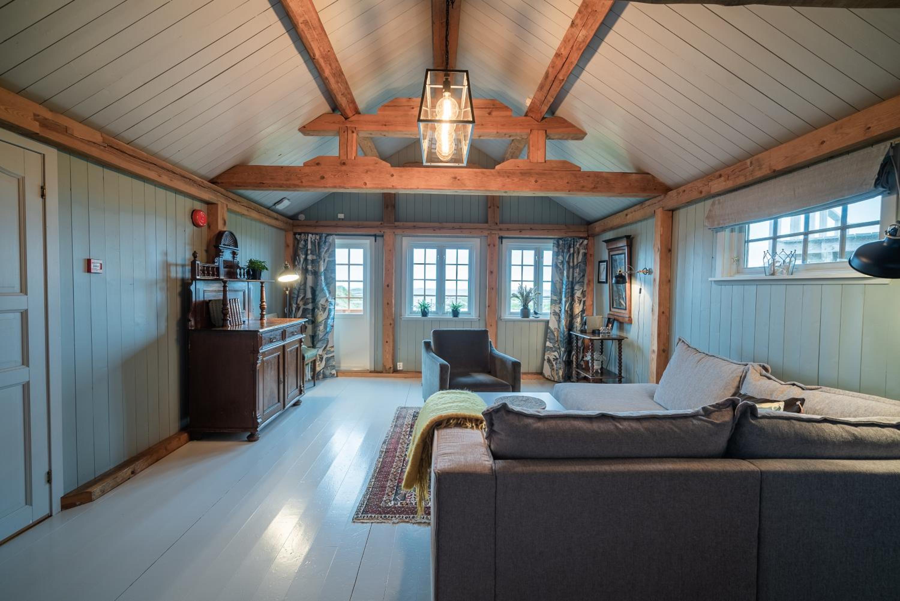 Deluxe Suite with Sea View photo 1