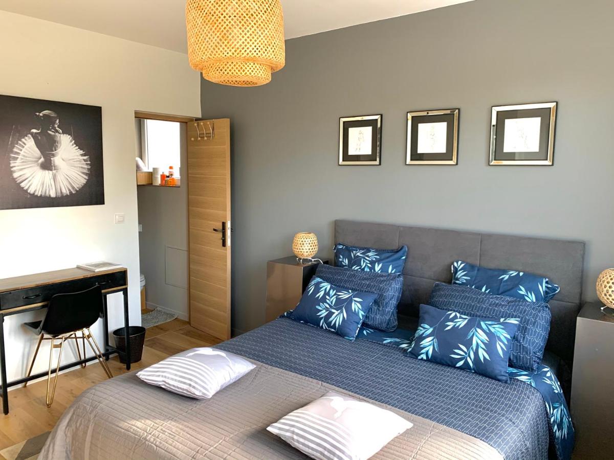 Double Room with Garden View - Photo 2