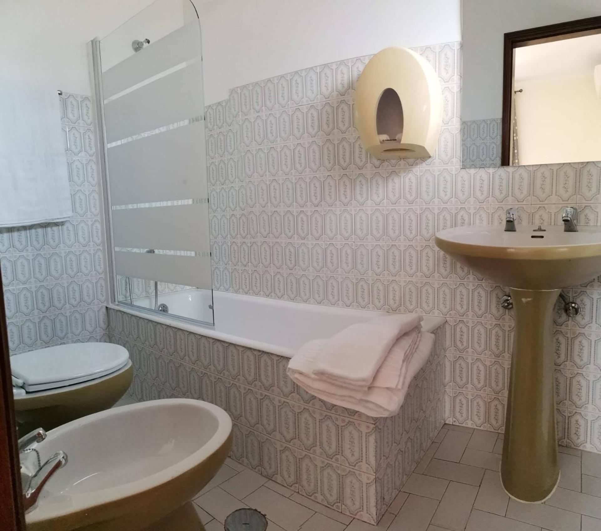 Double or Twin Room photo 3