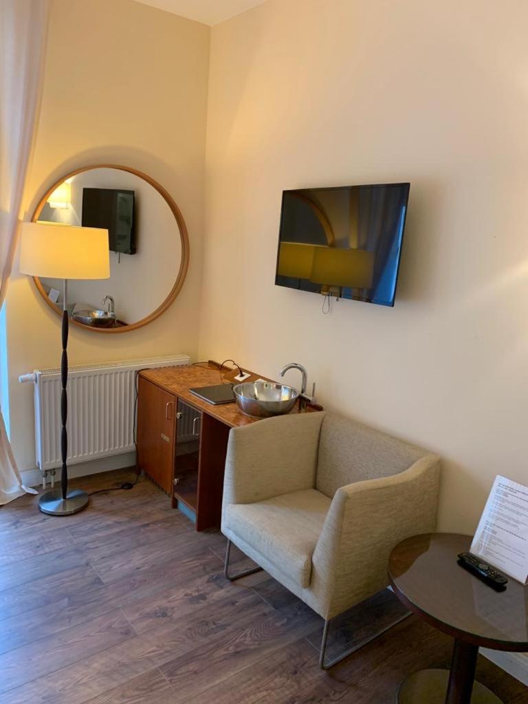 Comfort Double Room with Terrace