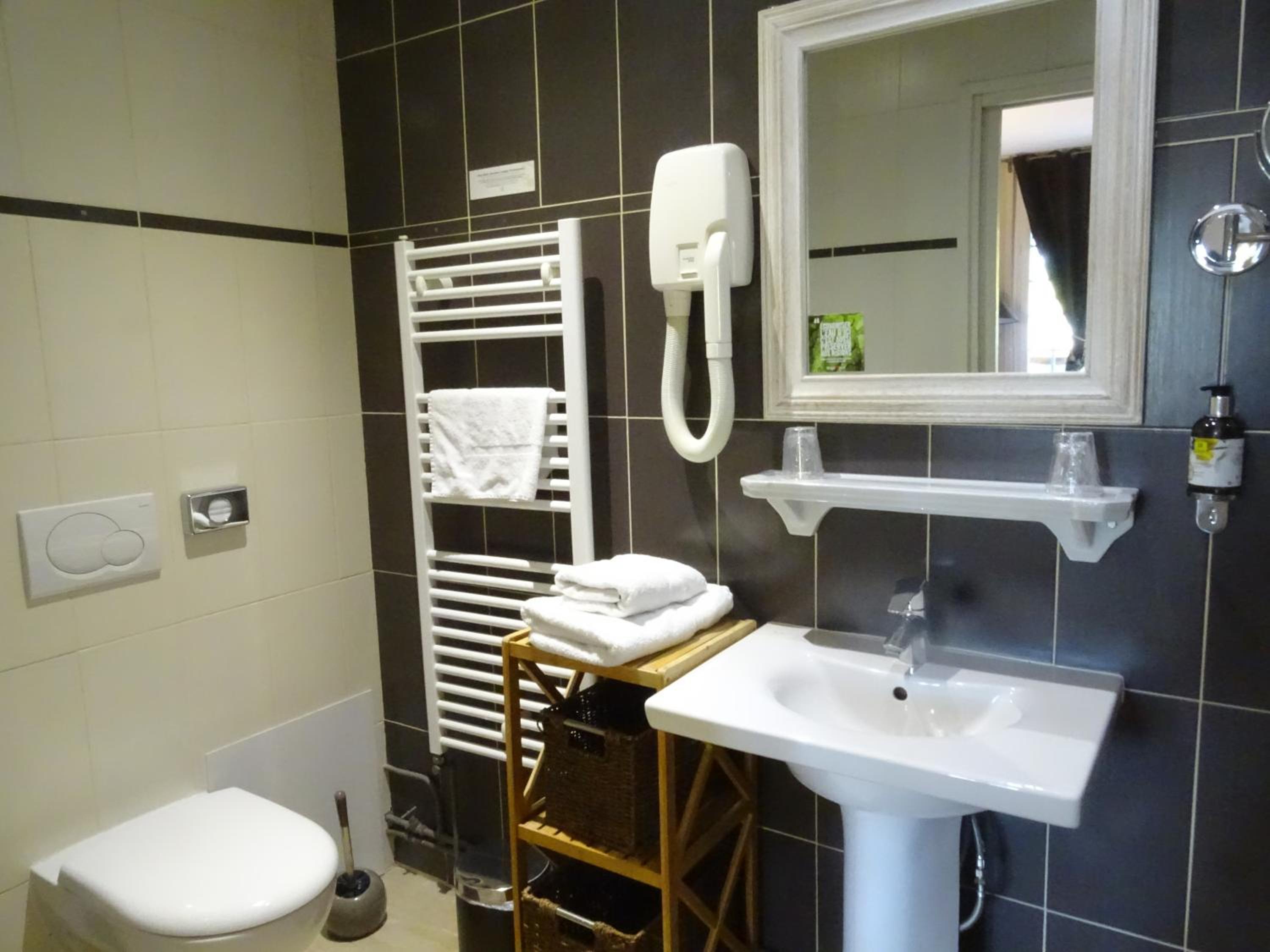 Superior Twin Room photo 3