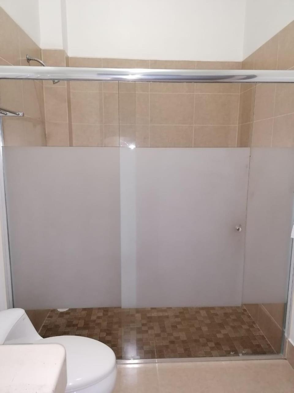 Standard Double Room - Photo 15