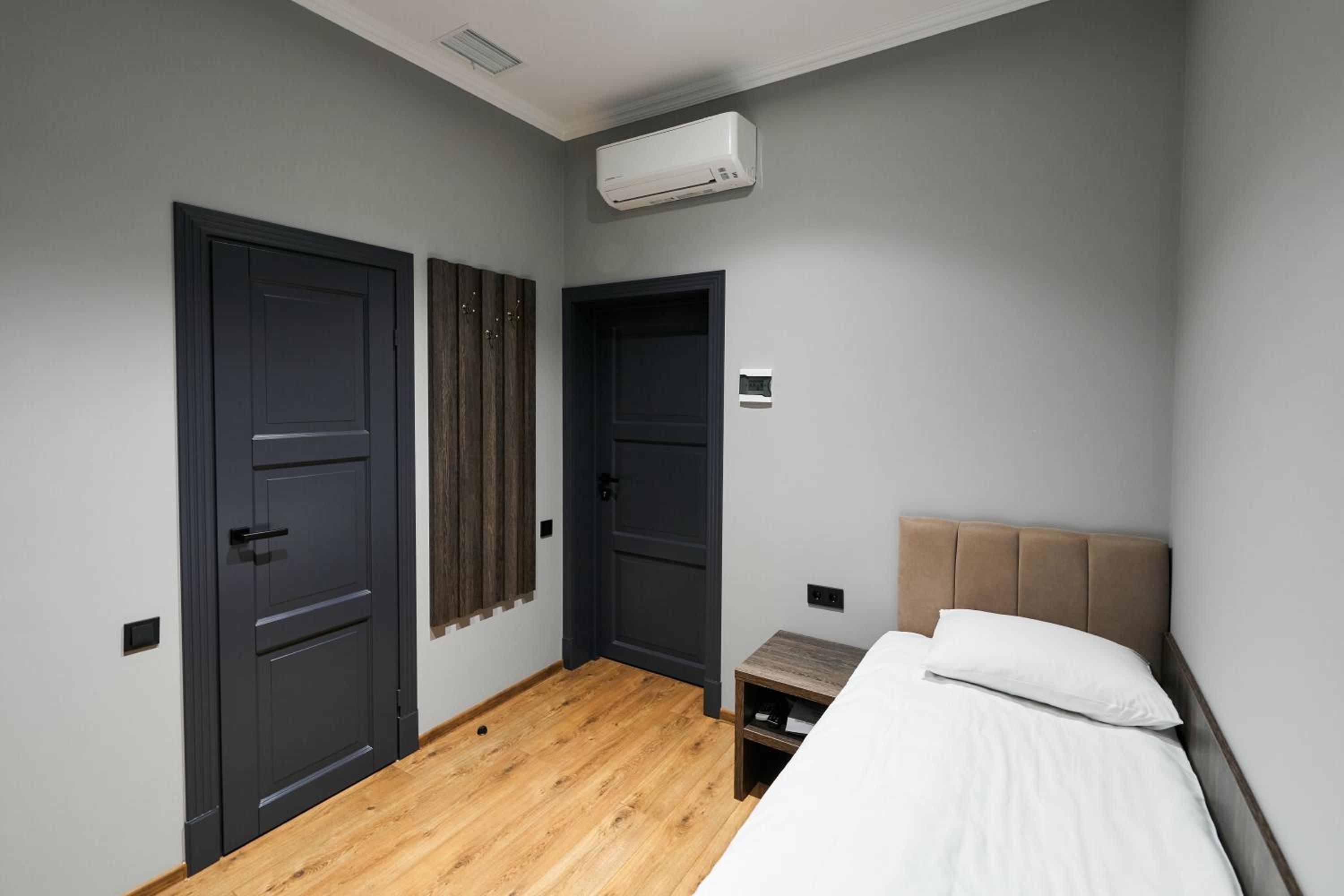 Economy Single Room without Window