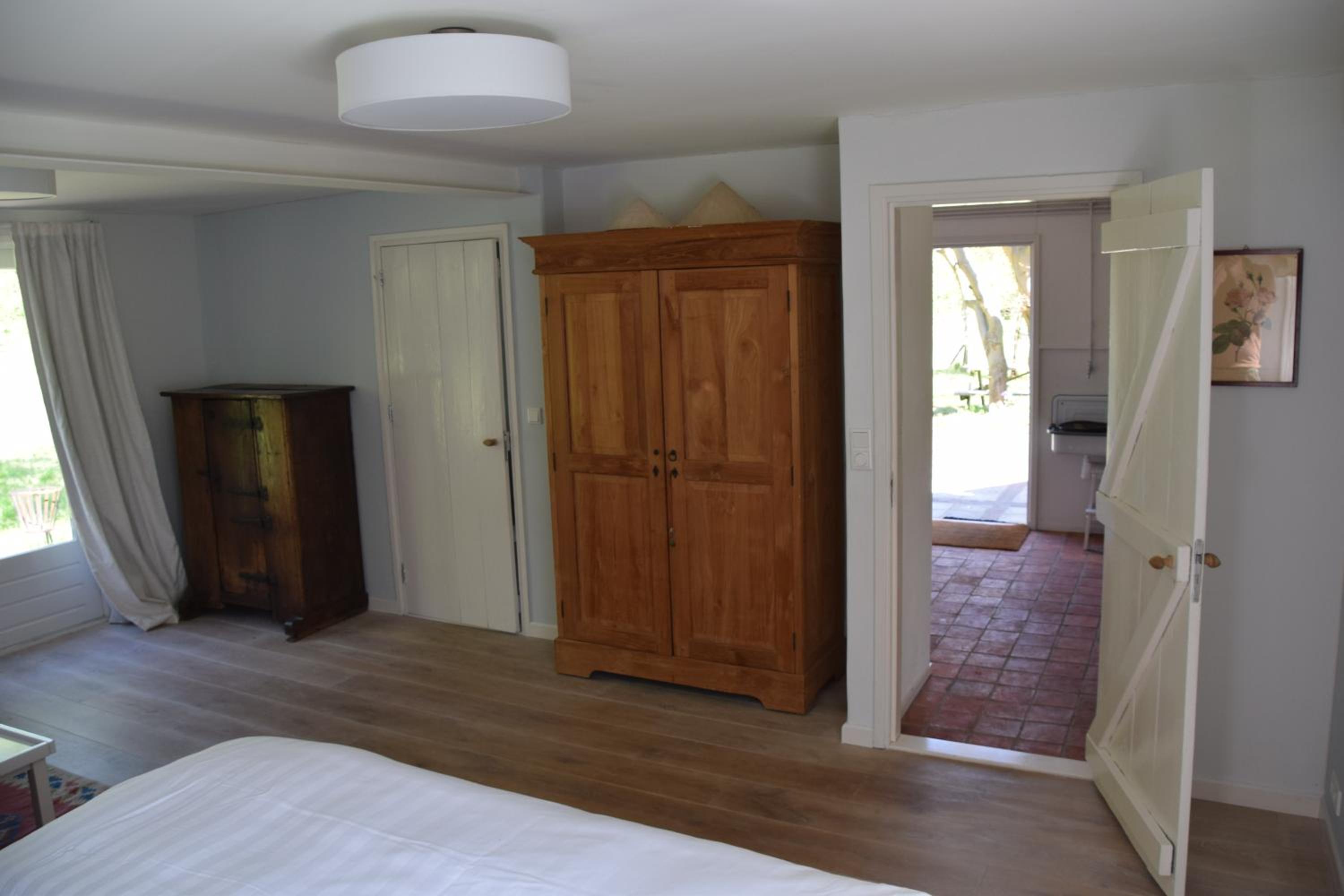 Three-Bedroom House photo 1