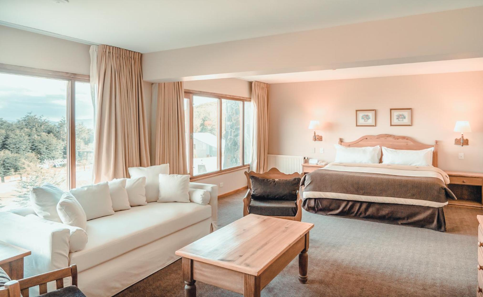 Junior King Suite with Bay View
