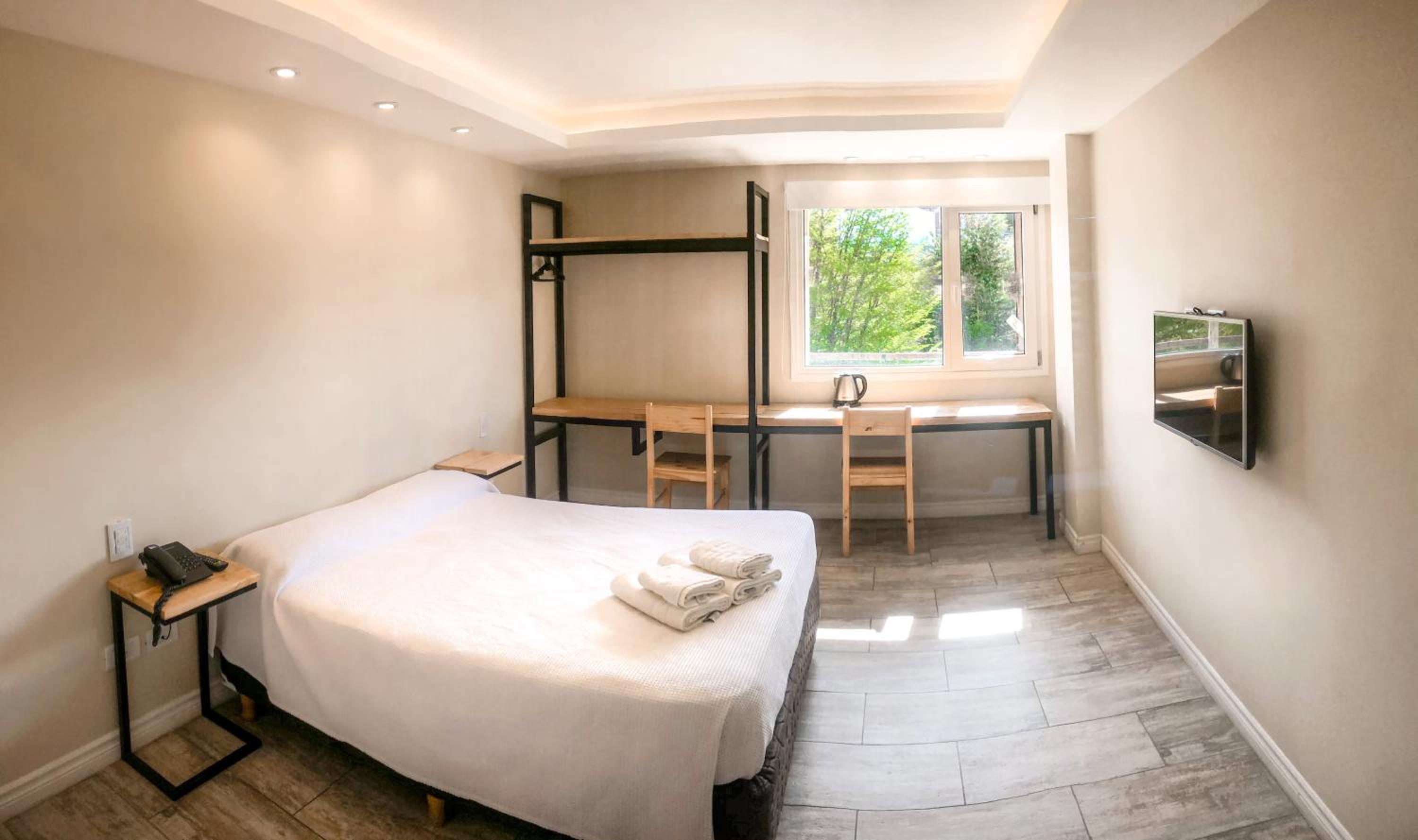 Double or Twin Room photo 3
