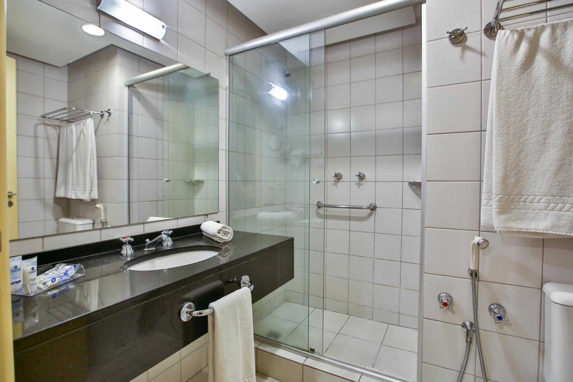 Standard Double Room - Photo 3