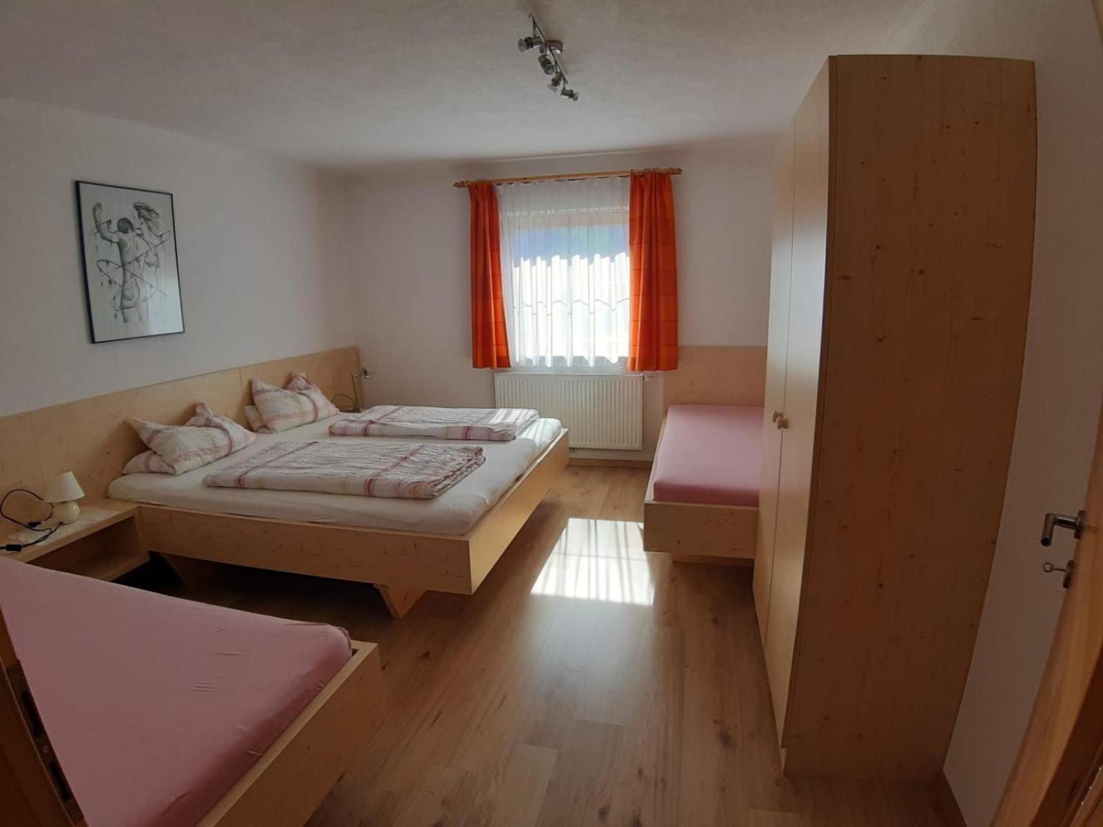 Apartment with Mountain View photo 2