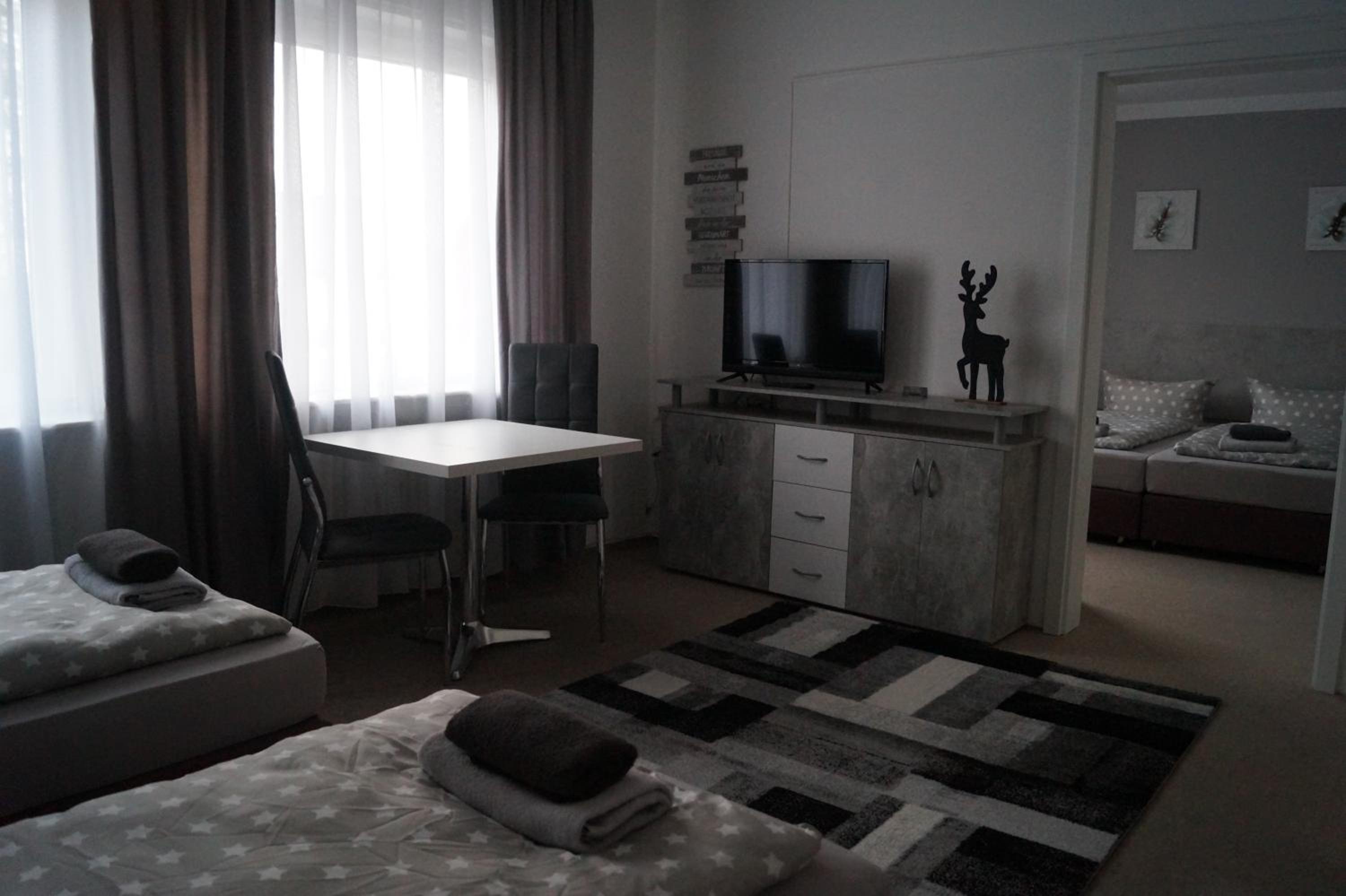 Two-Bedroom Suite photo 3