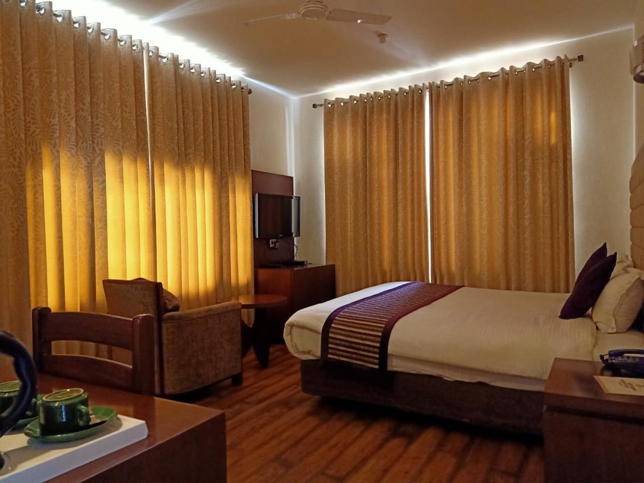 Two-Bedroom Villa - Photo 9