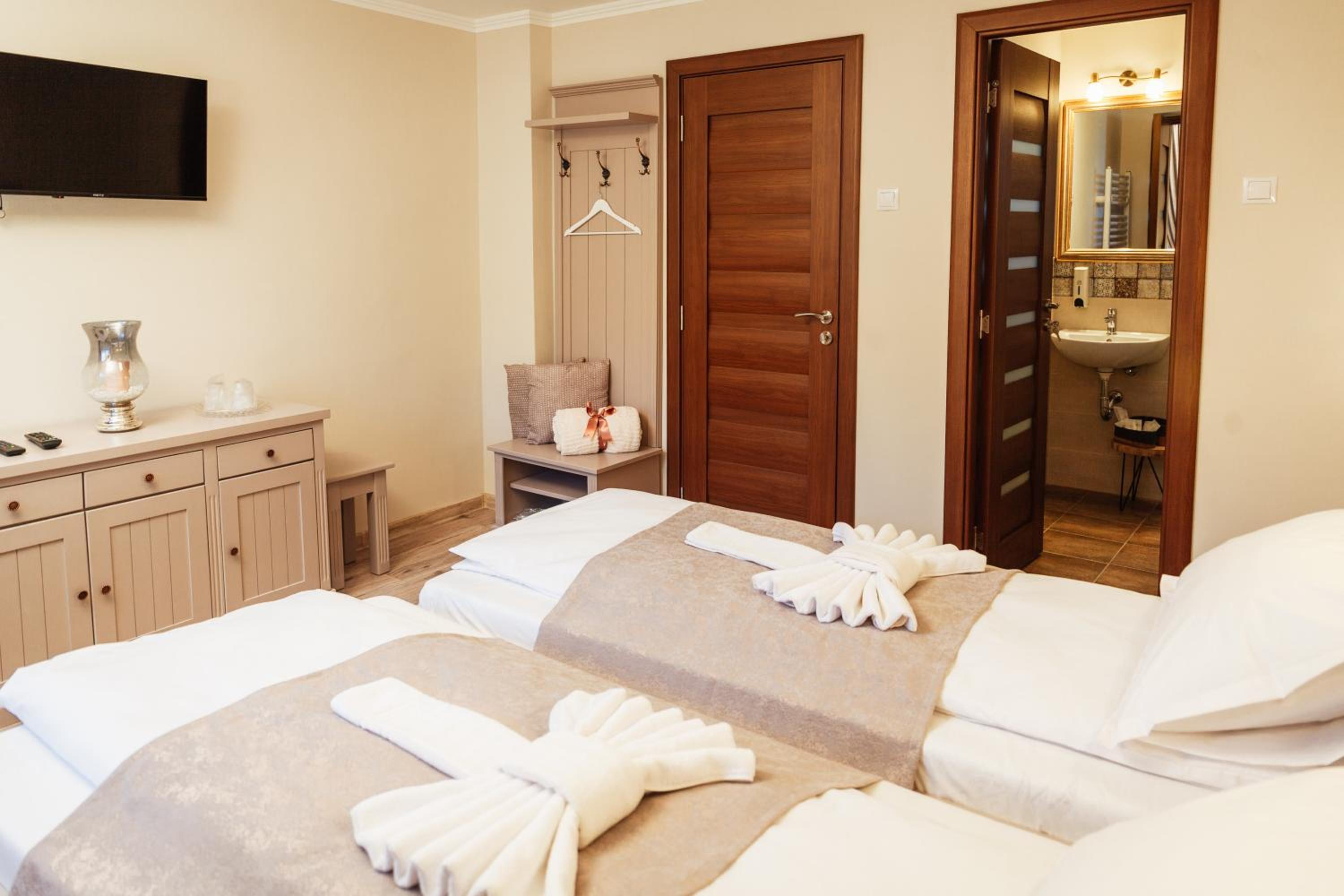 Standard Twin Room photo 1