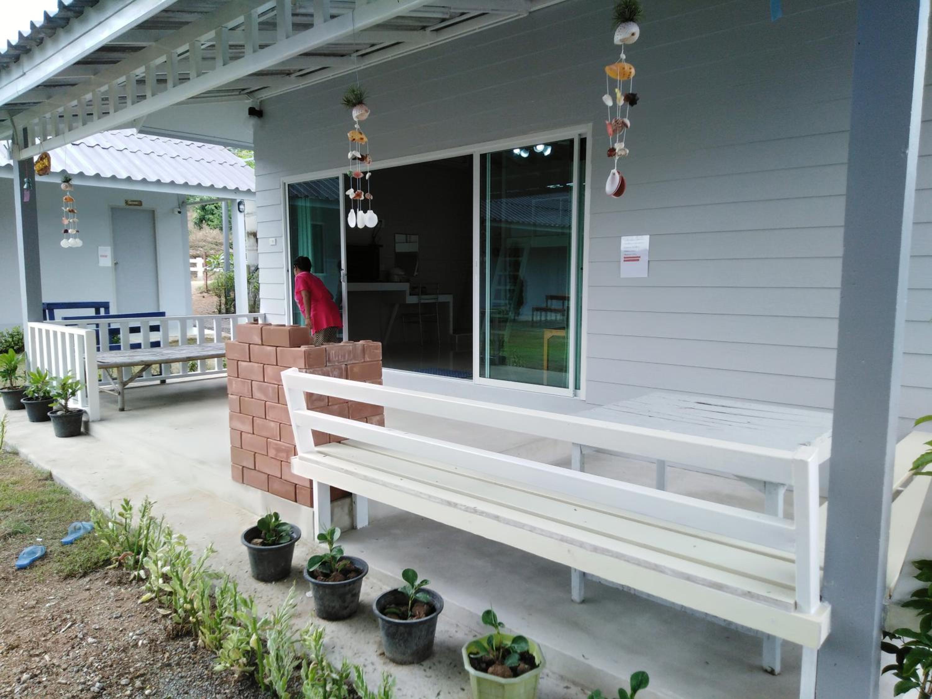 Family Room with Terrace - Photo 15