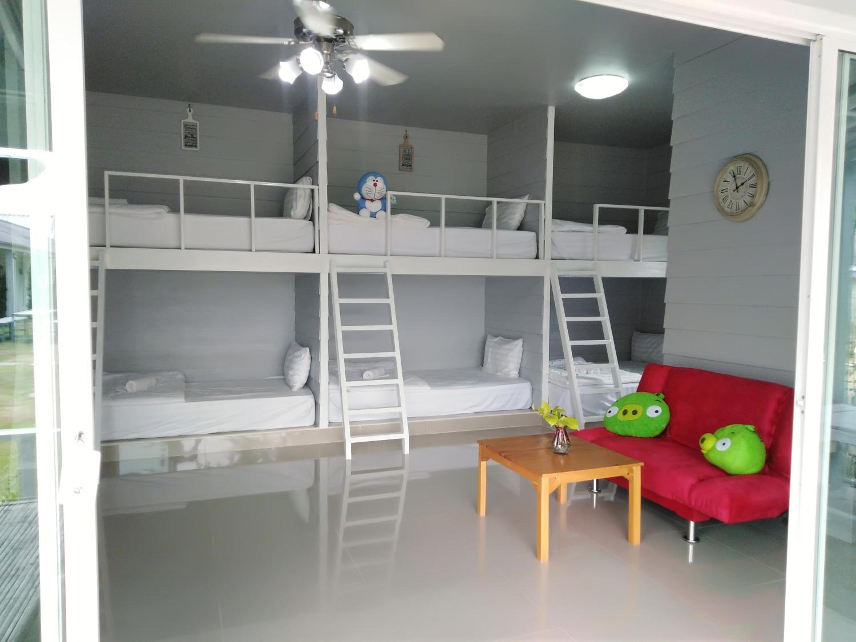 Family Room with Terrace - Photo 34