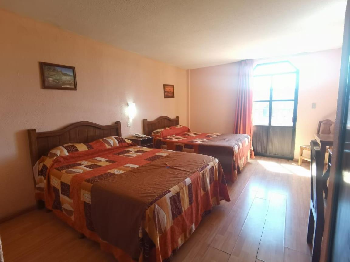 Double Room with Two Double Beds - Photo 6