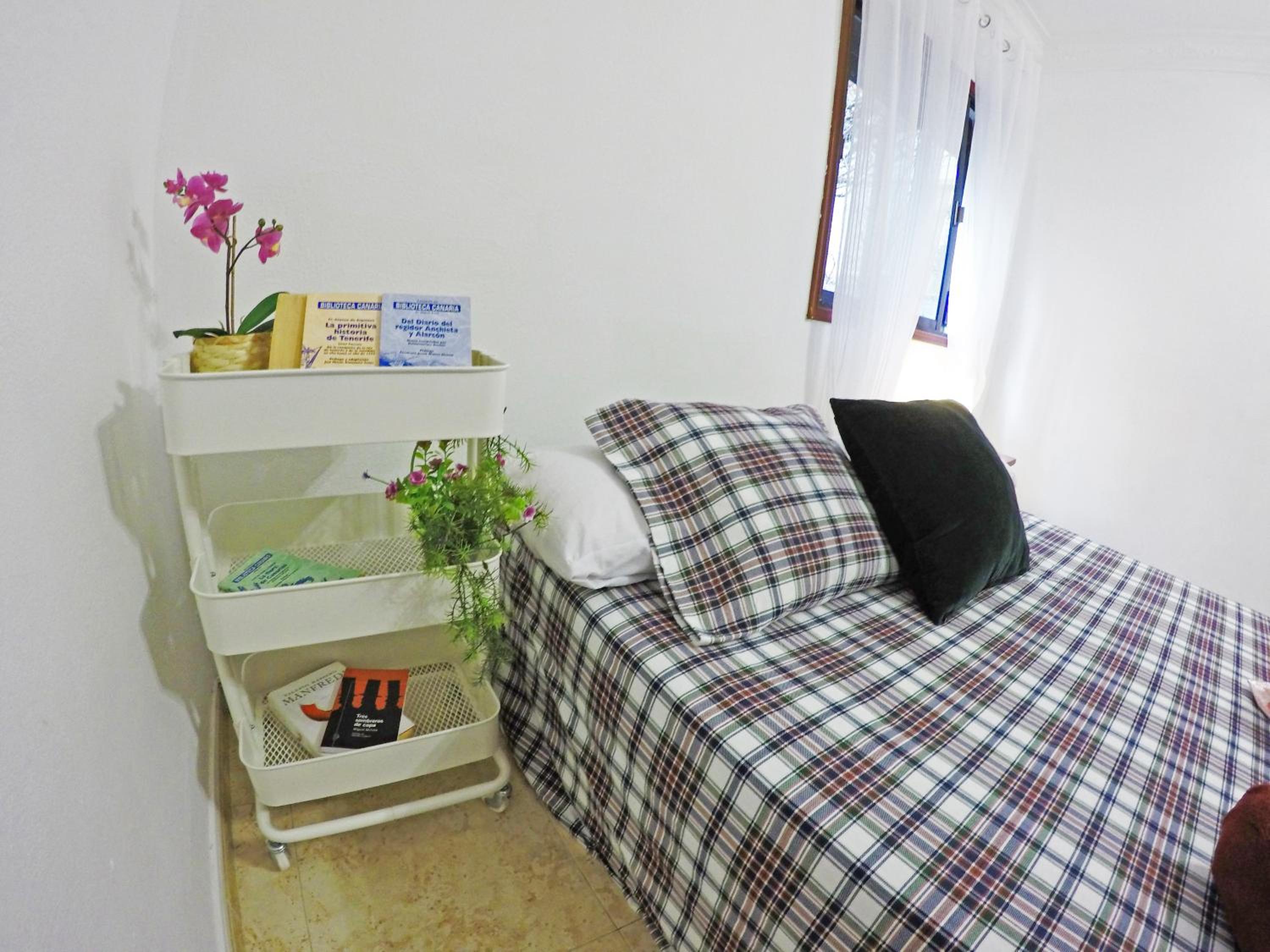 Four-Bedroom House photo 3