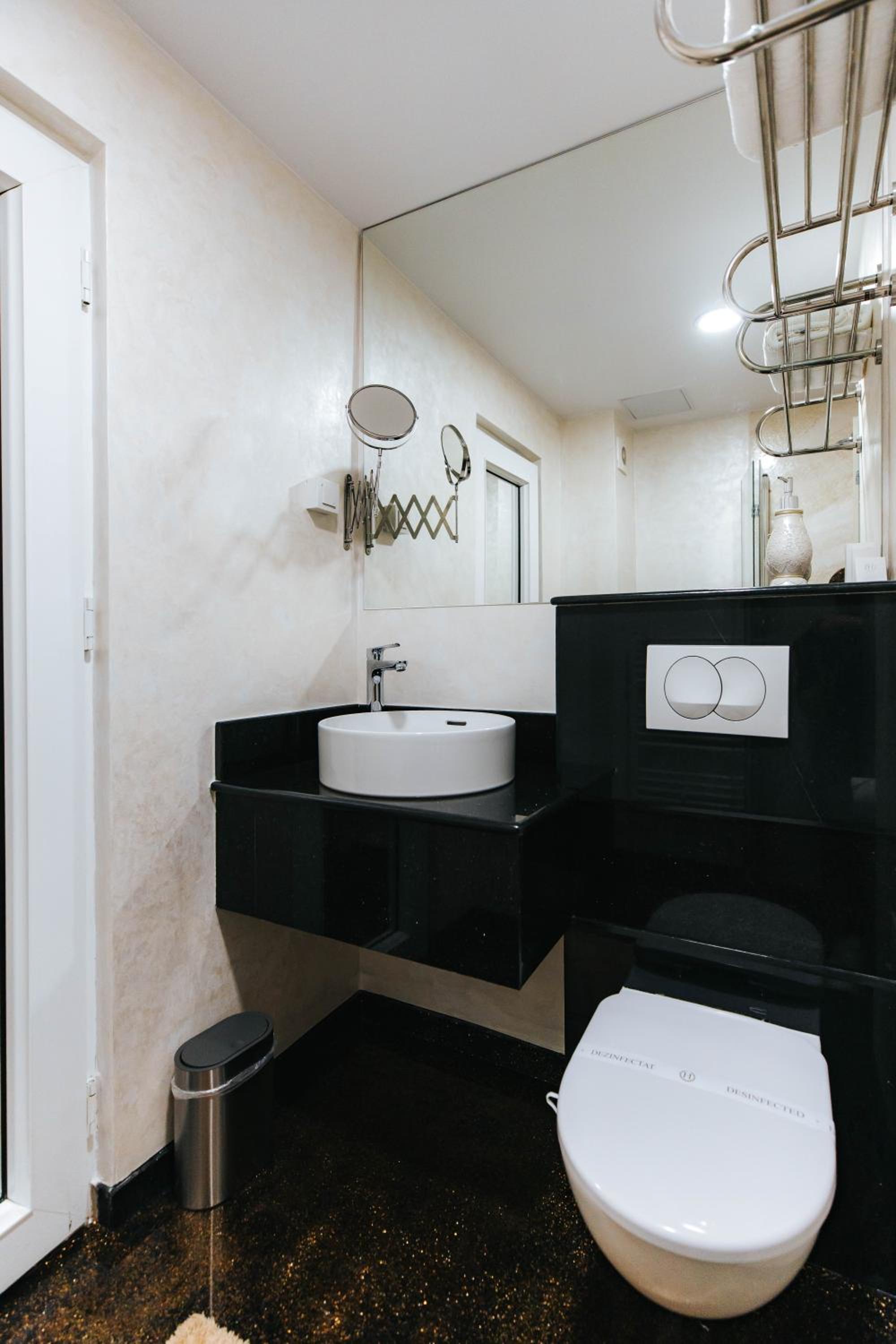Junior Suite - Photo 9