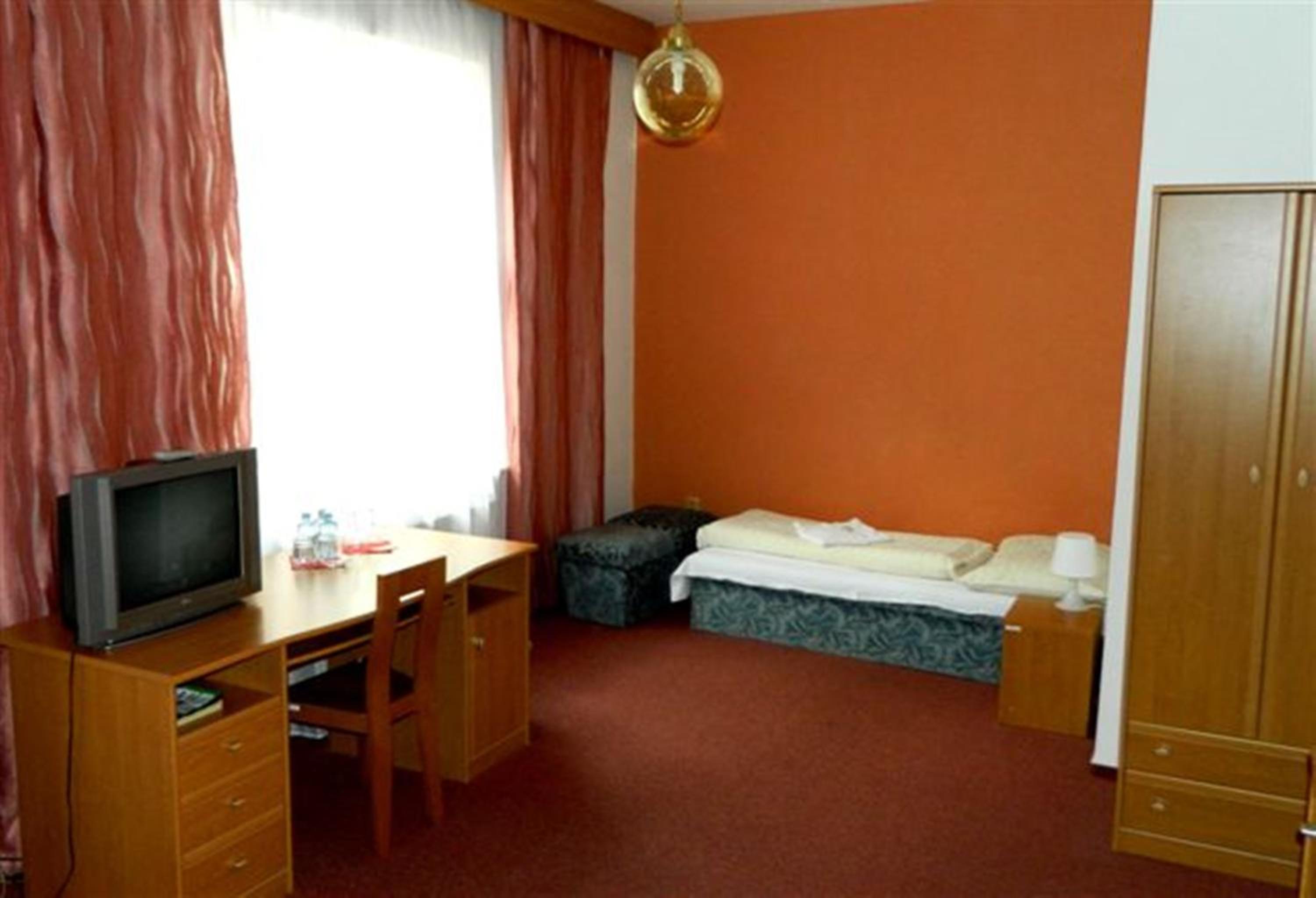 Triple Room photo 3