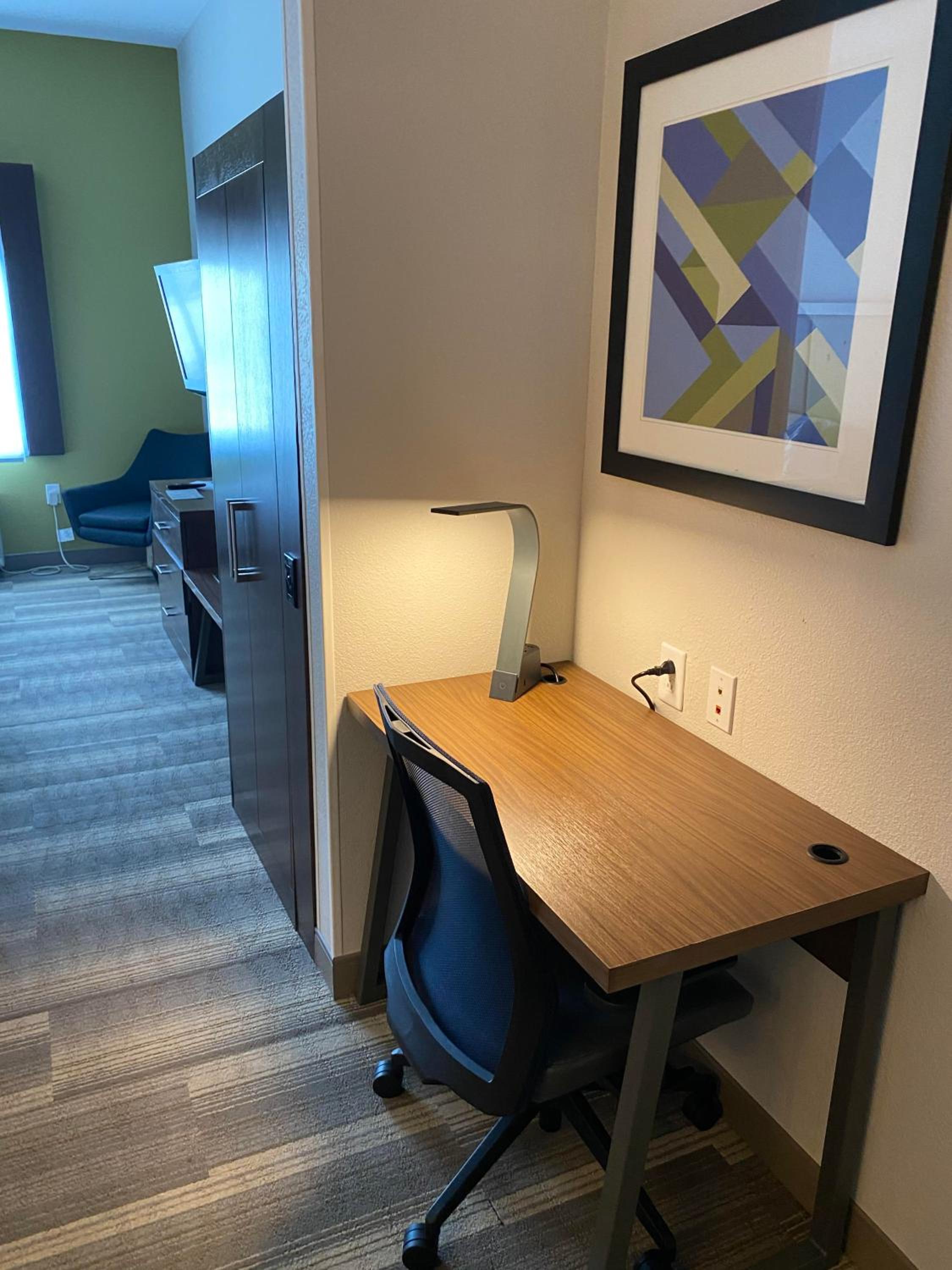 One-Bedroom King Suite - Photo 1