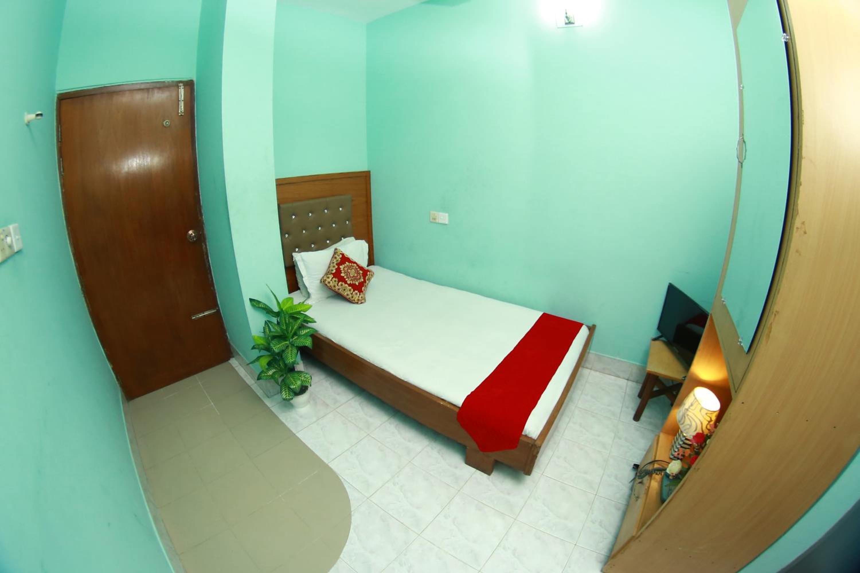 Budget Single Room photo 1