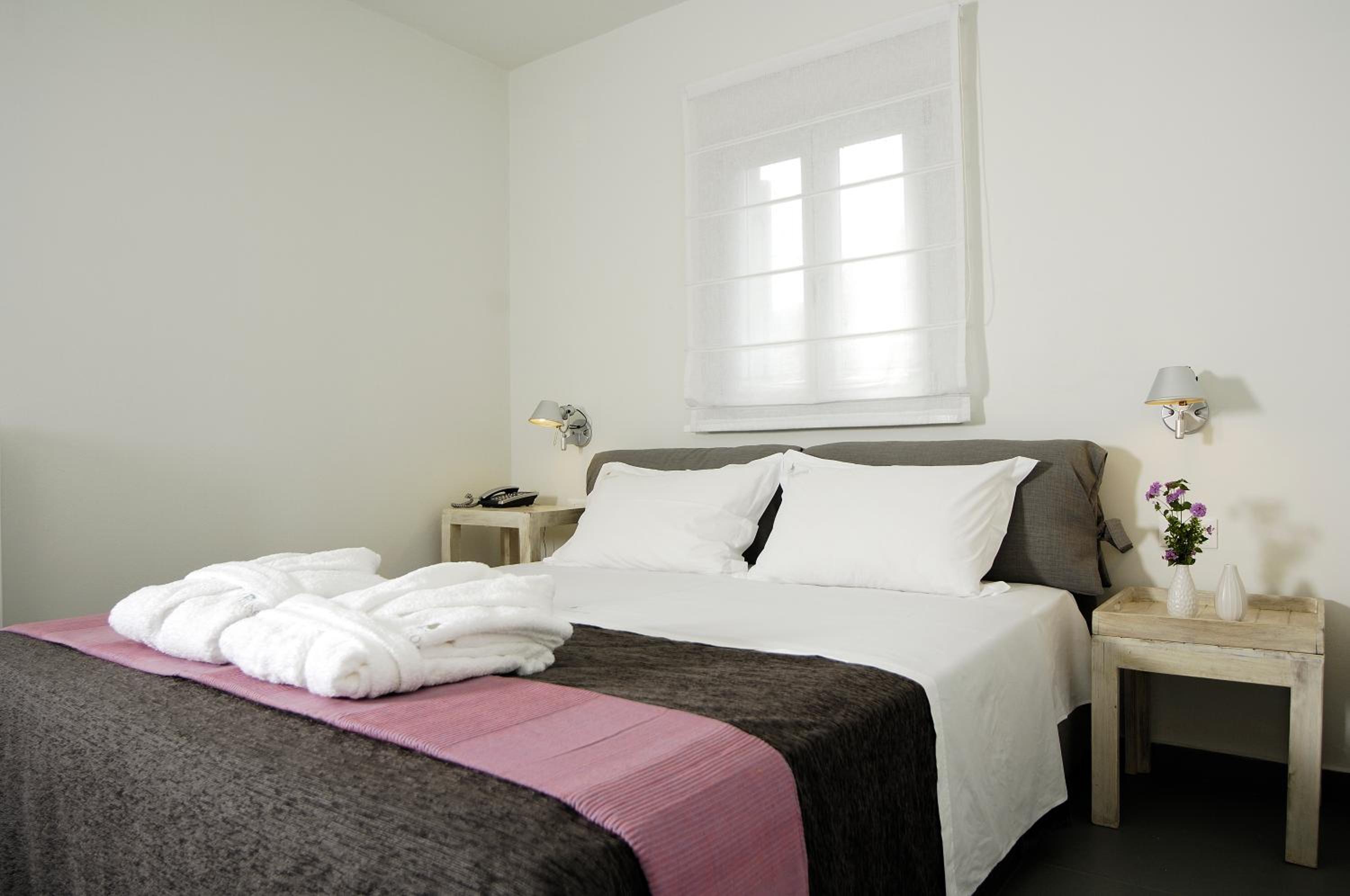 Family Apartment with Side Sea View photo 1