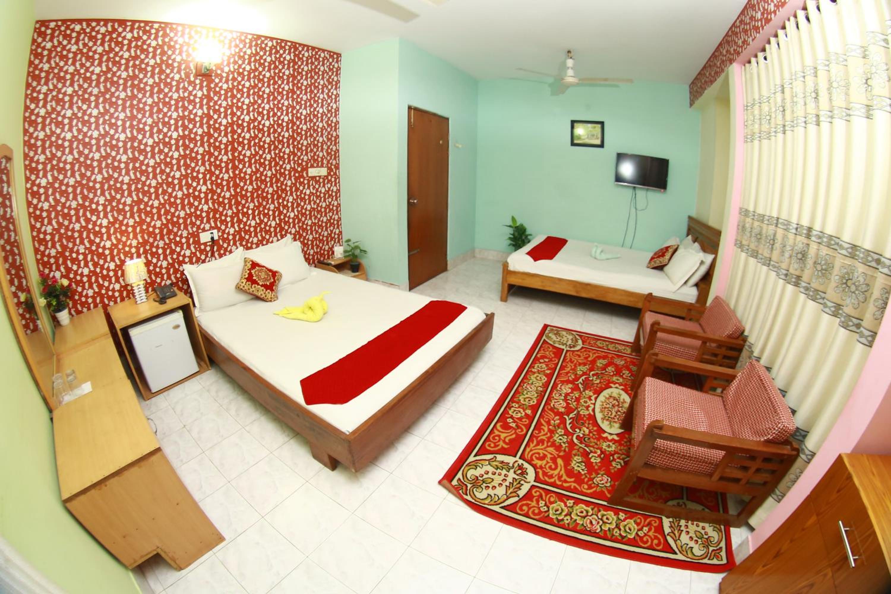 Deluxe Family Room photo 1