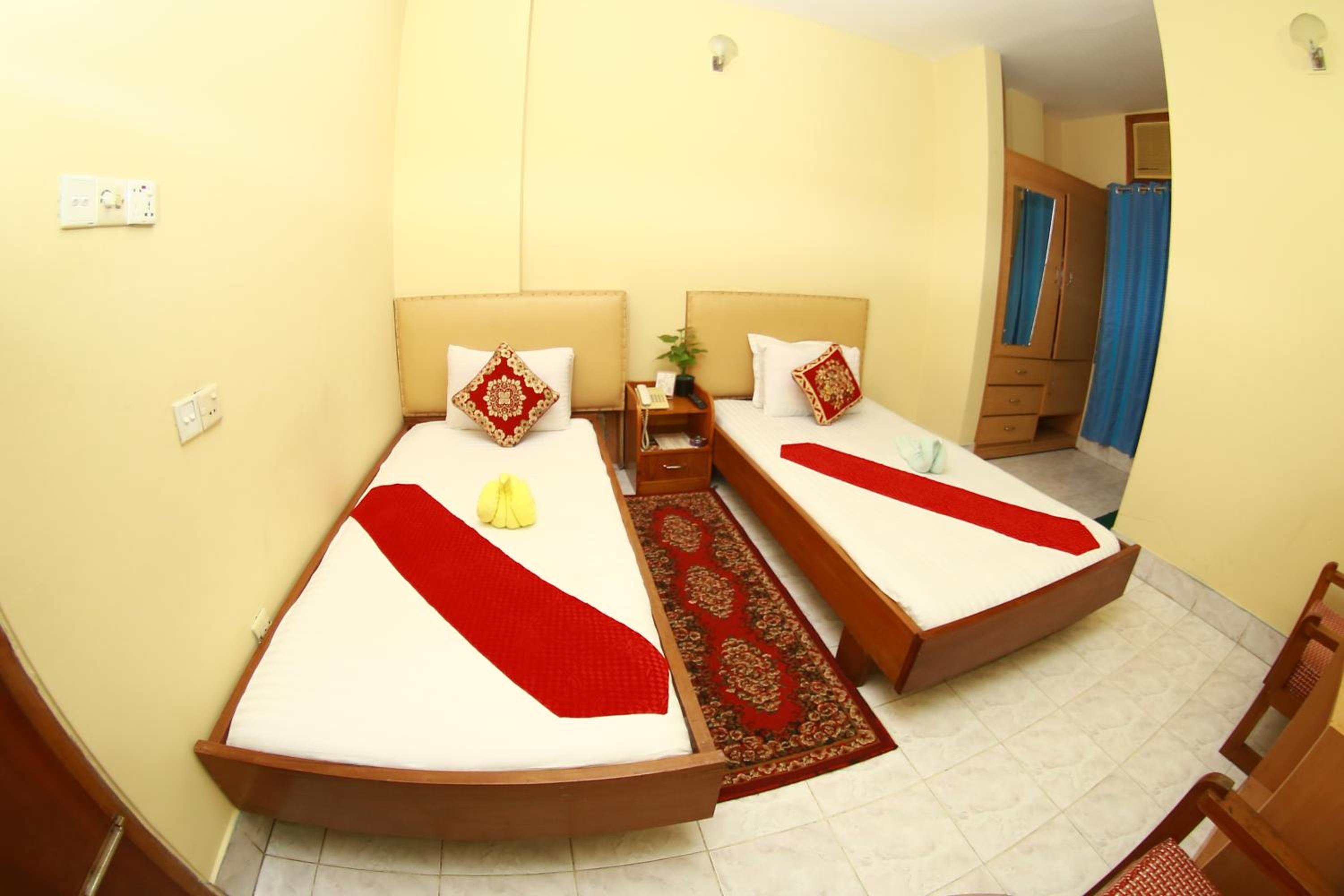 Deluxe Twin Room photo 2