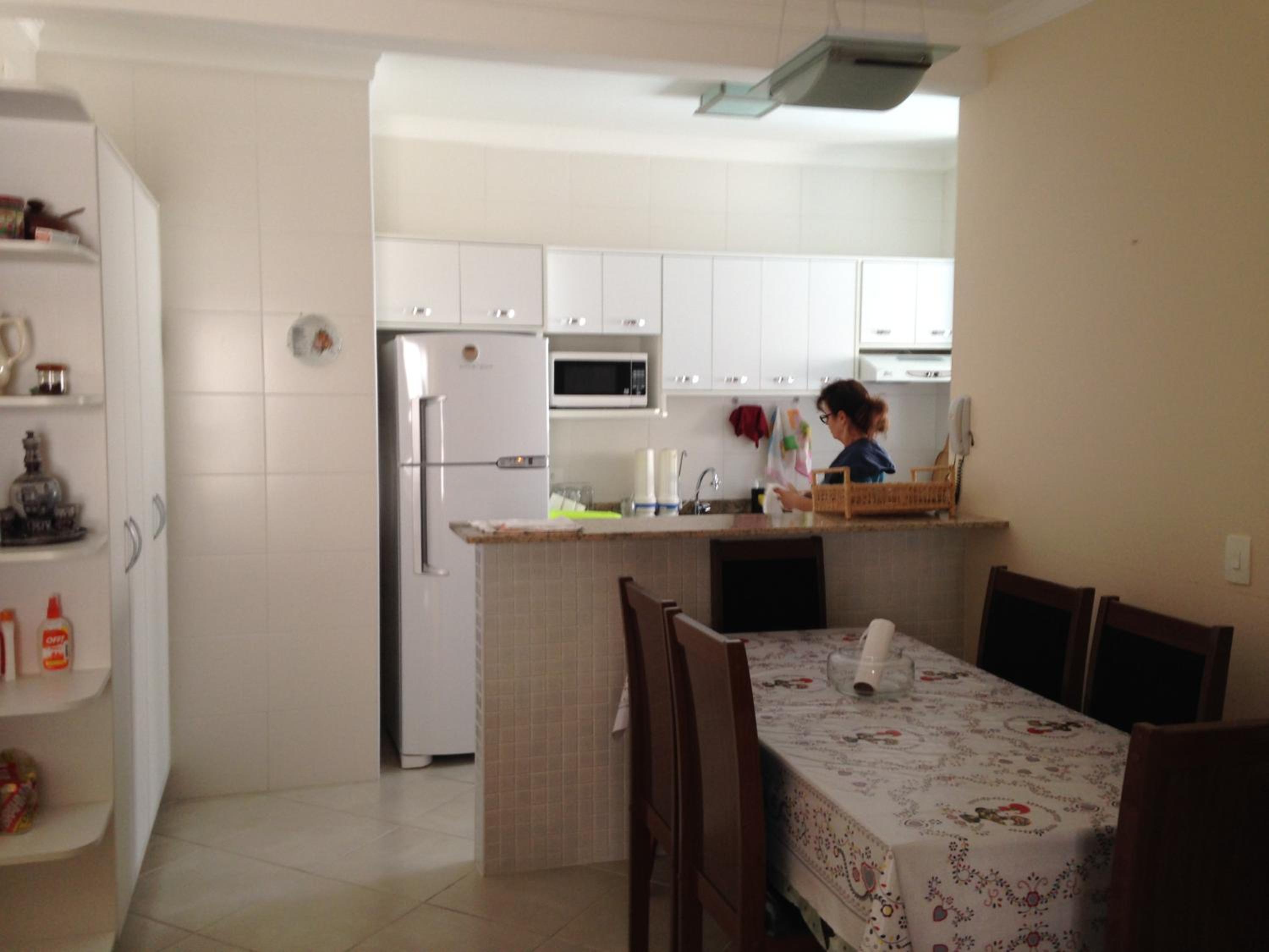 Two-Bedroom Apartment - Photo 7