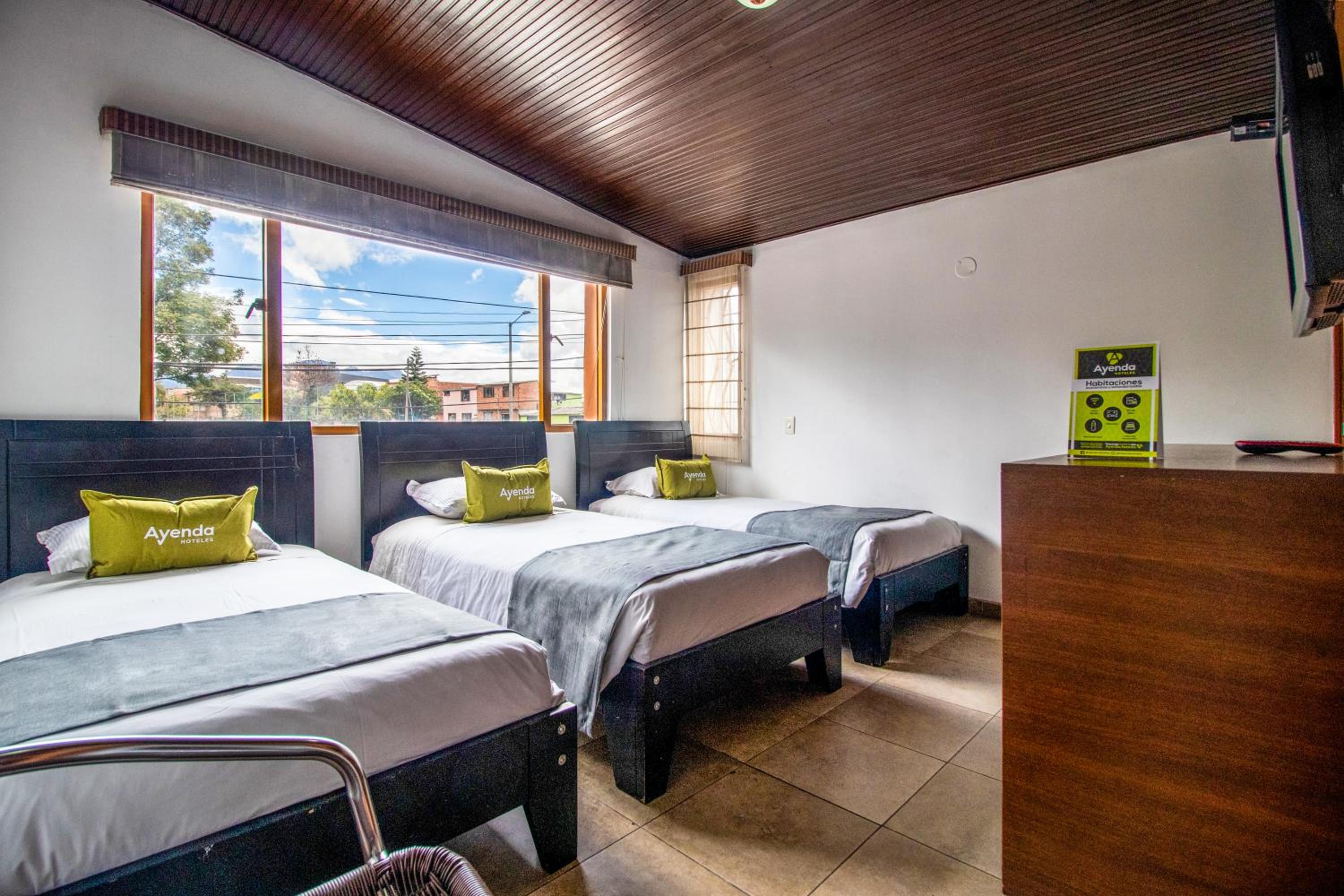 Triple Room