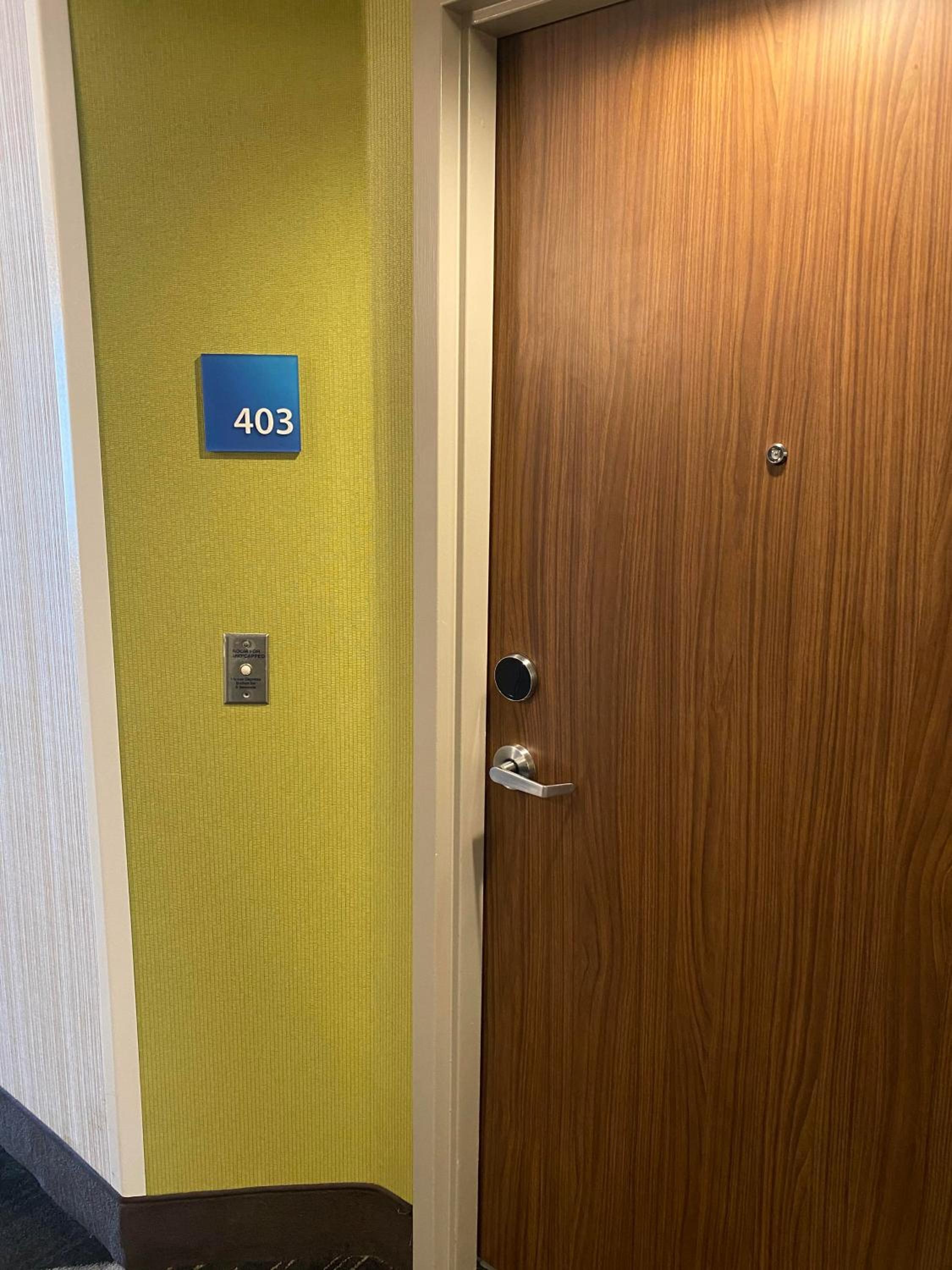 King Room - Mobility Access/Hearing Accessible - Photo 3