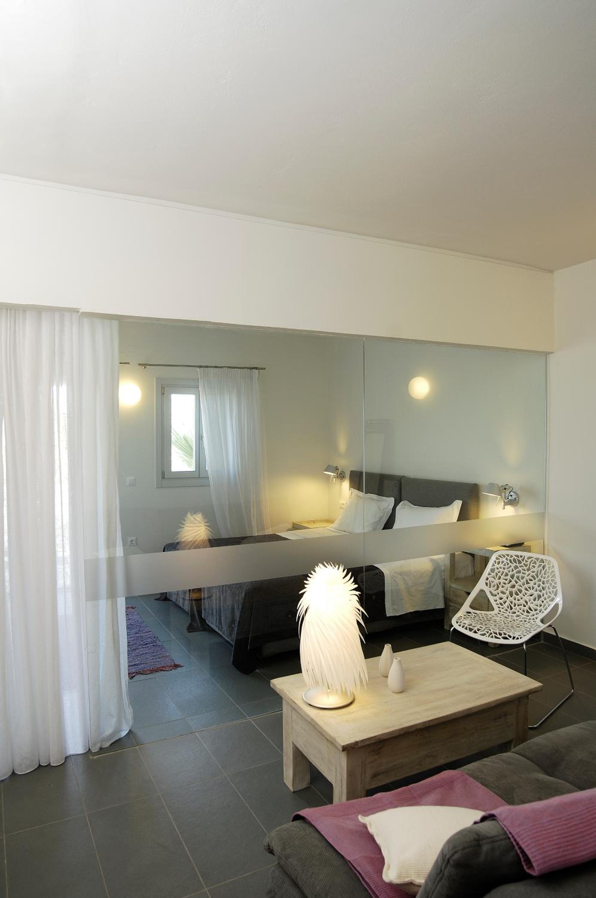 Deluxe Studio with Sea View (2 -3 Adults) photo 3