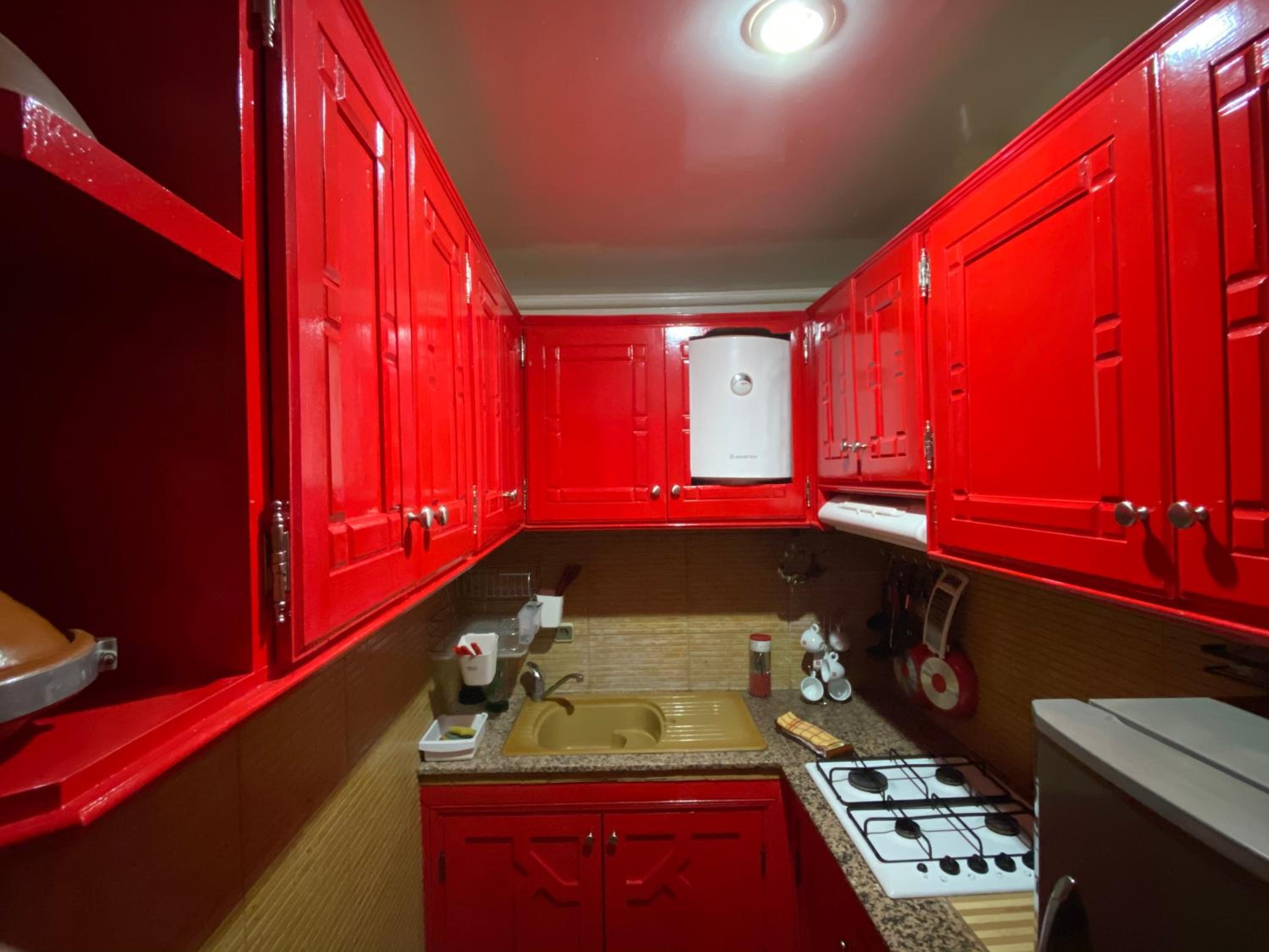 One-Bedroom Apartment - Photo 12