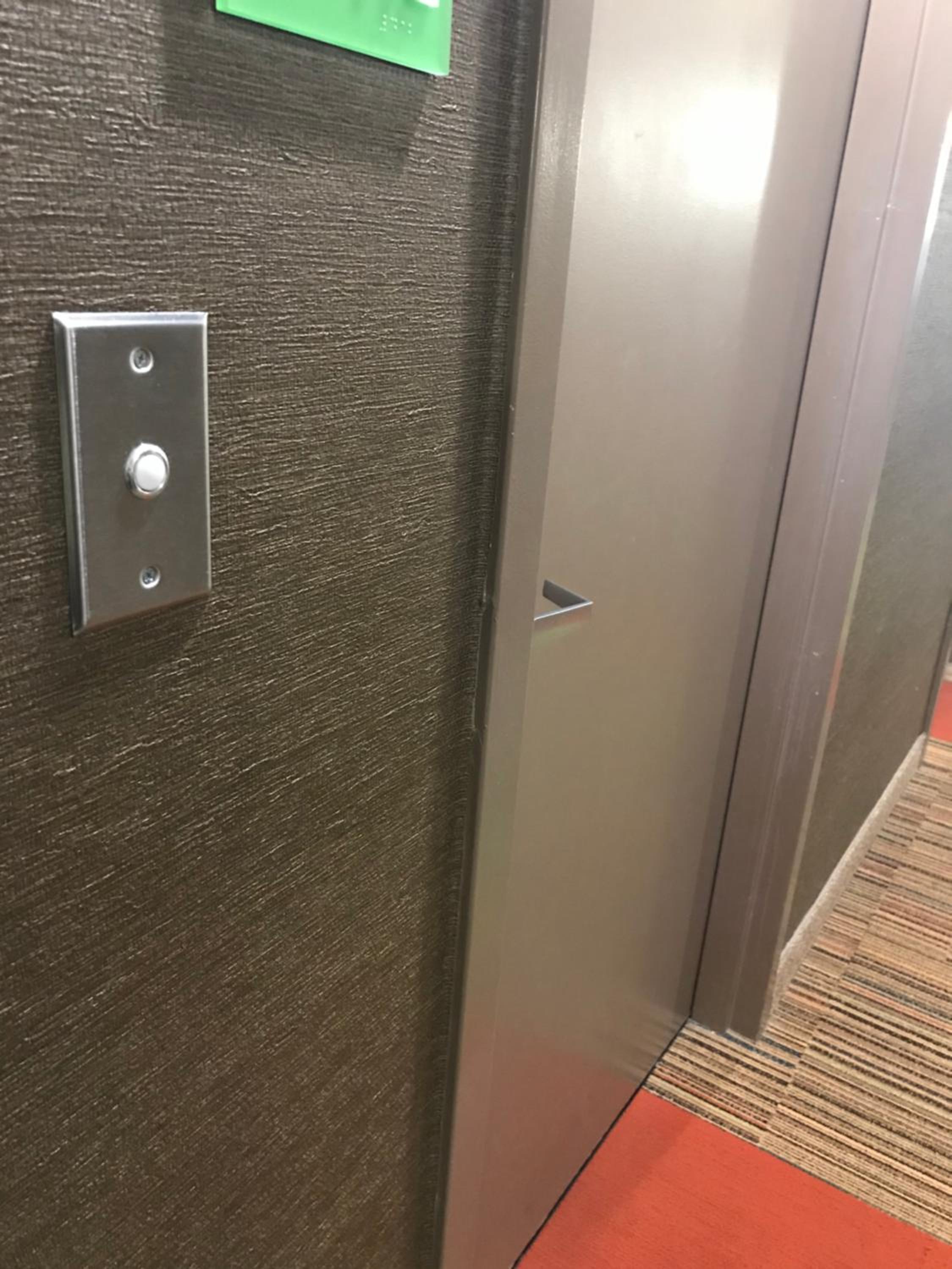 King Room - Hearing Accessible - Photo 2