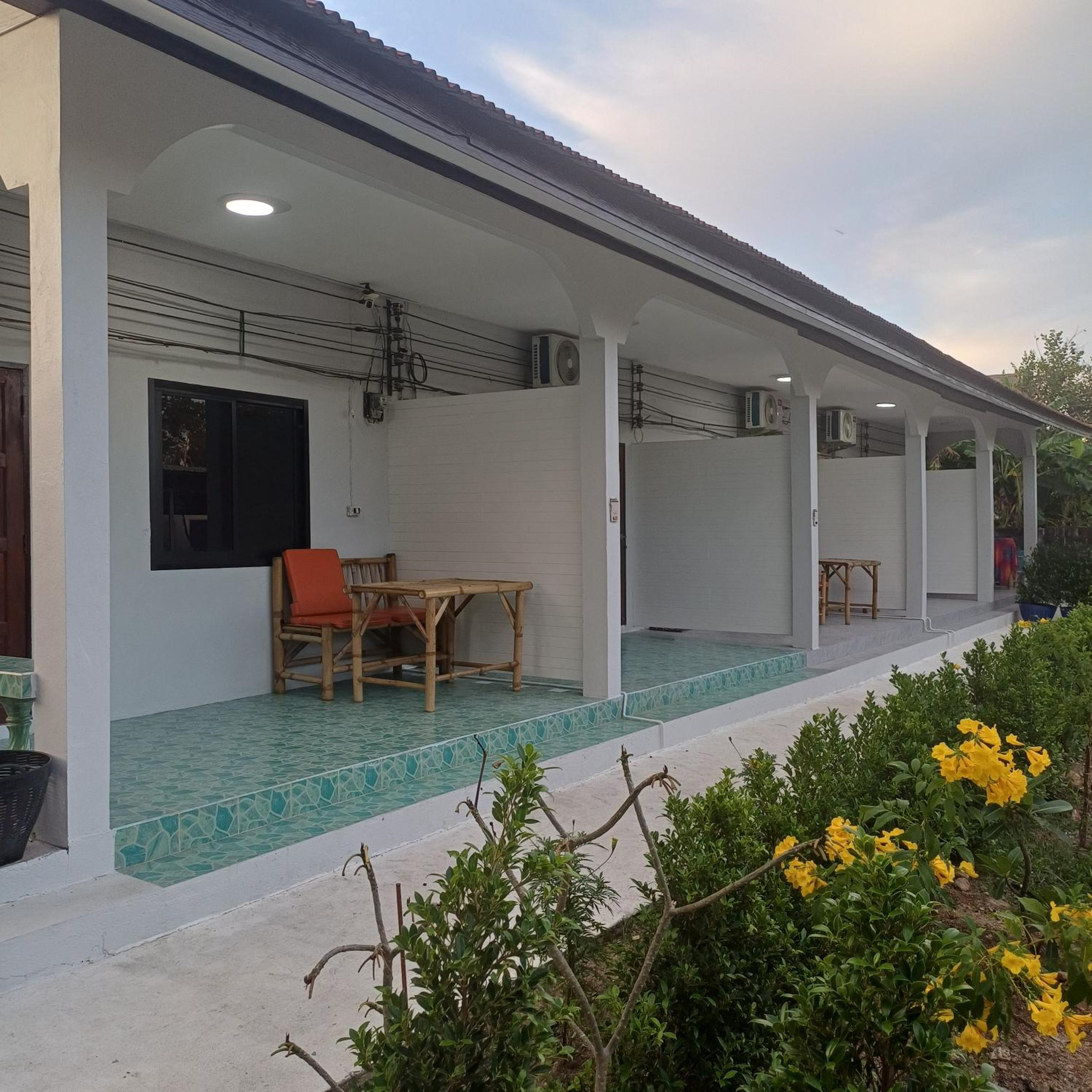 Apartment with Garden View photo 3