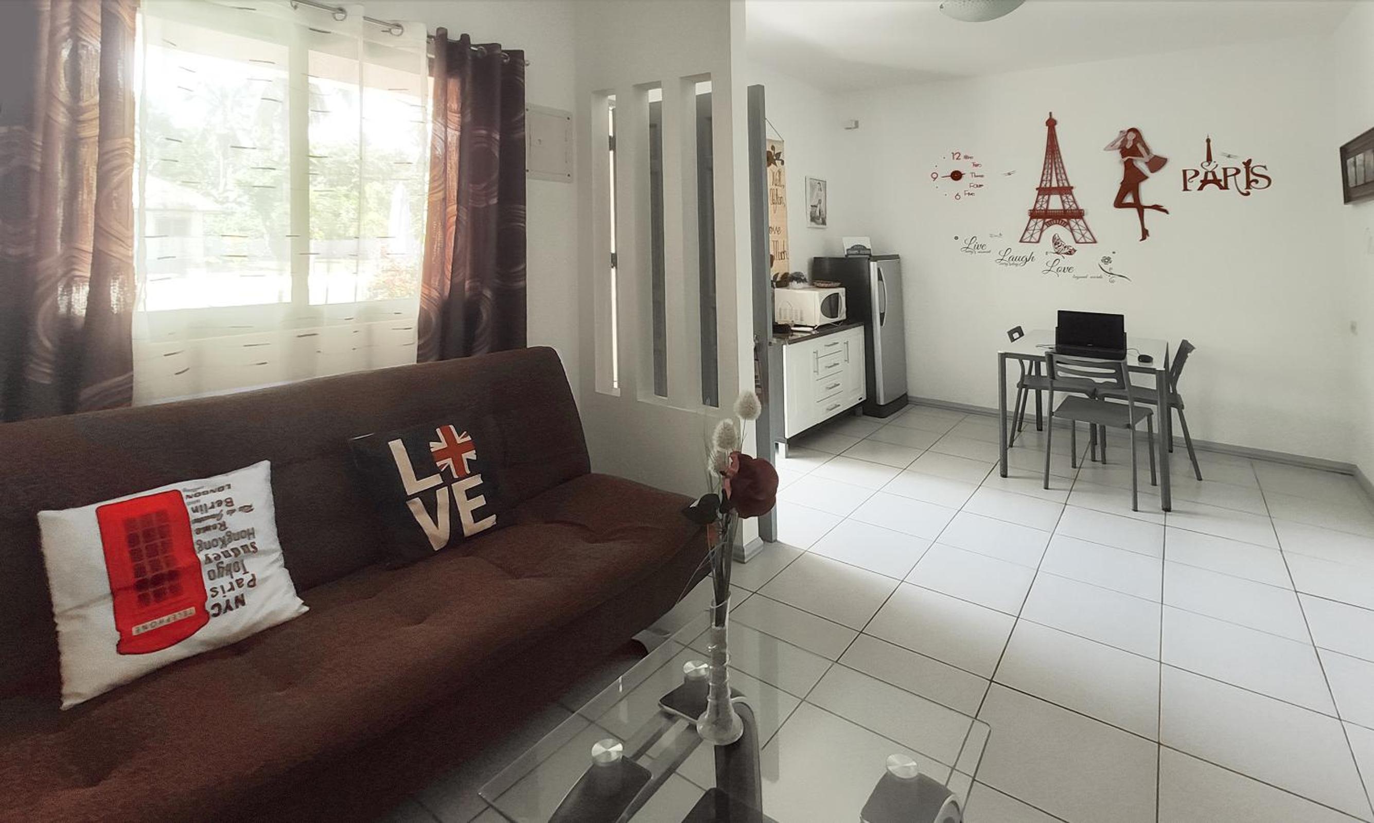 Apartment with Pool View  photo 3
