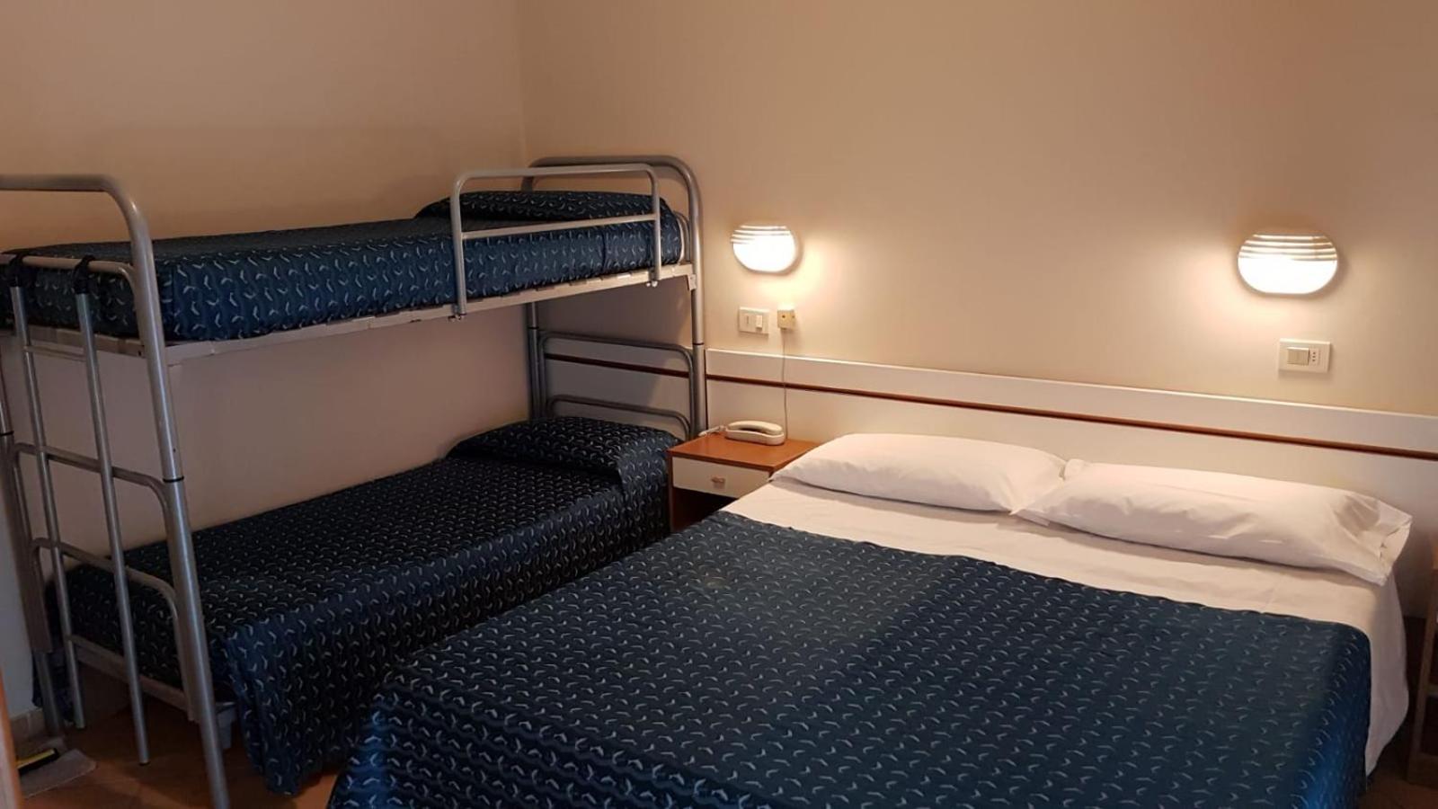 Comfort Quadruple Room - Photo 6