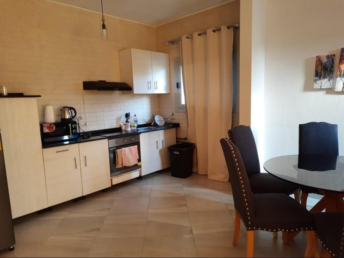 Two-Bedroom Apartment - Photo 23