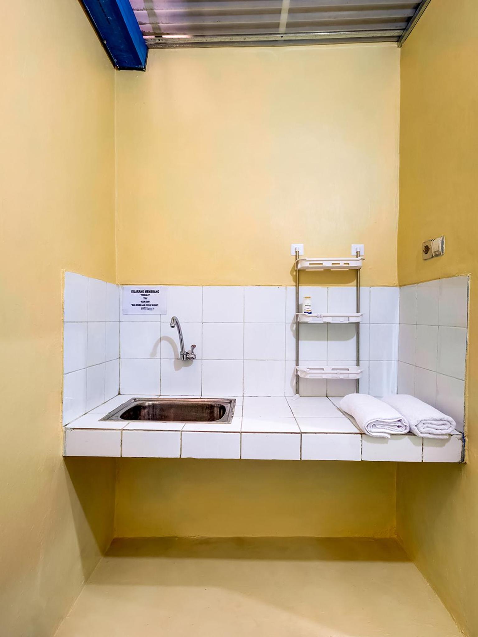 Standard Double Room - Photo 5